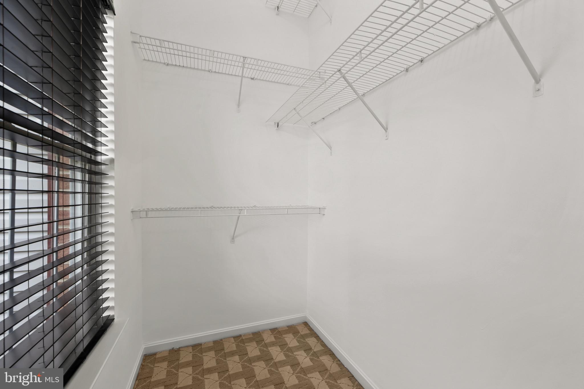 RUSSETT - Residential