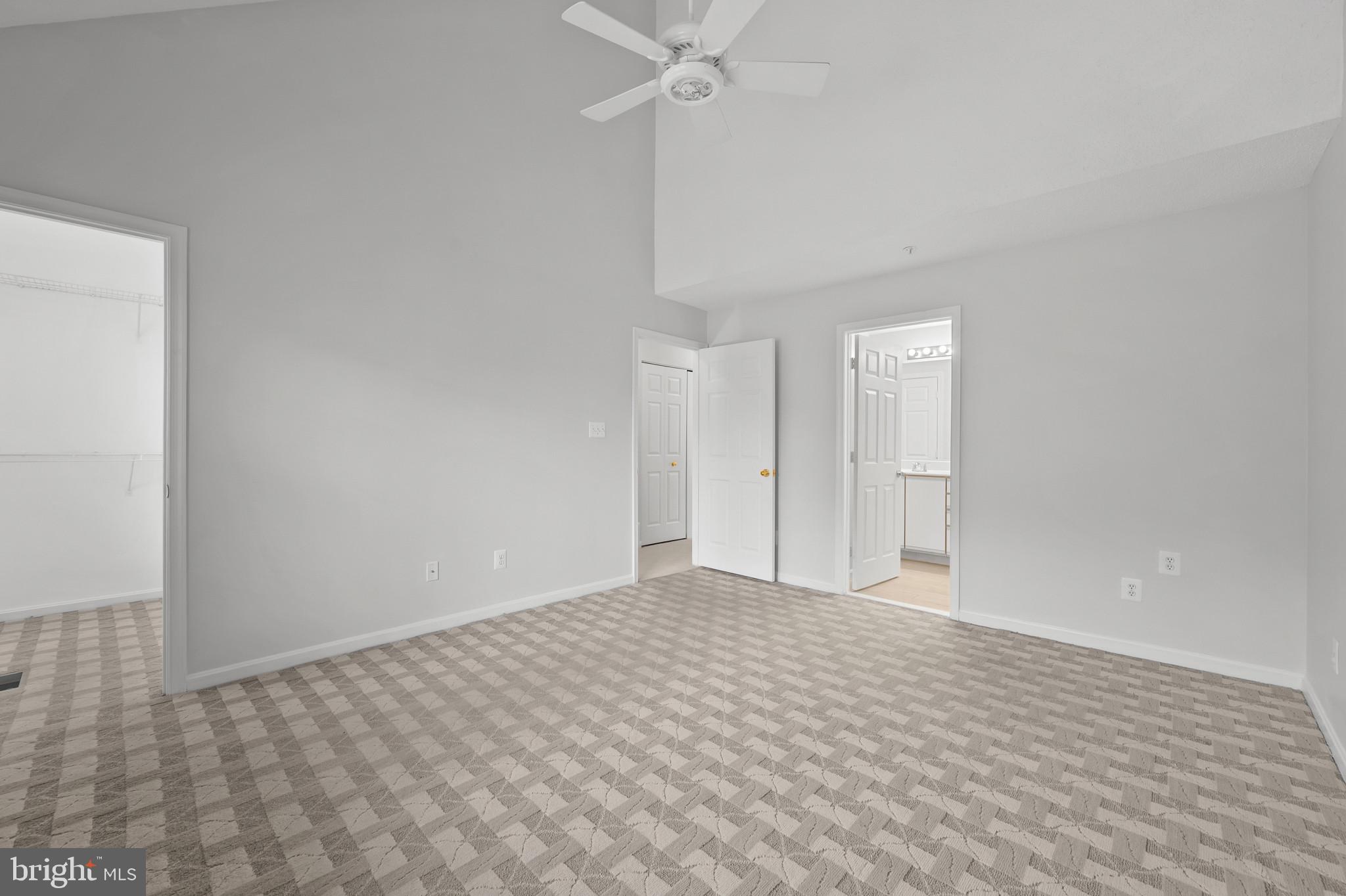RUSSETT - Residential