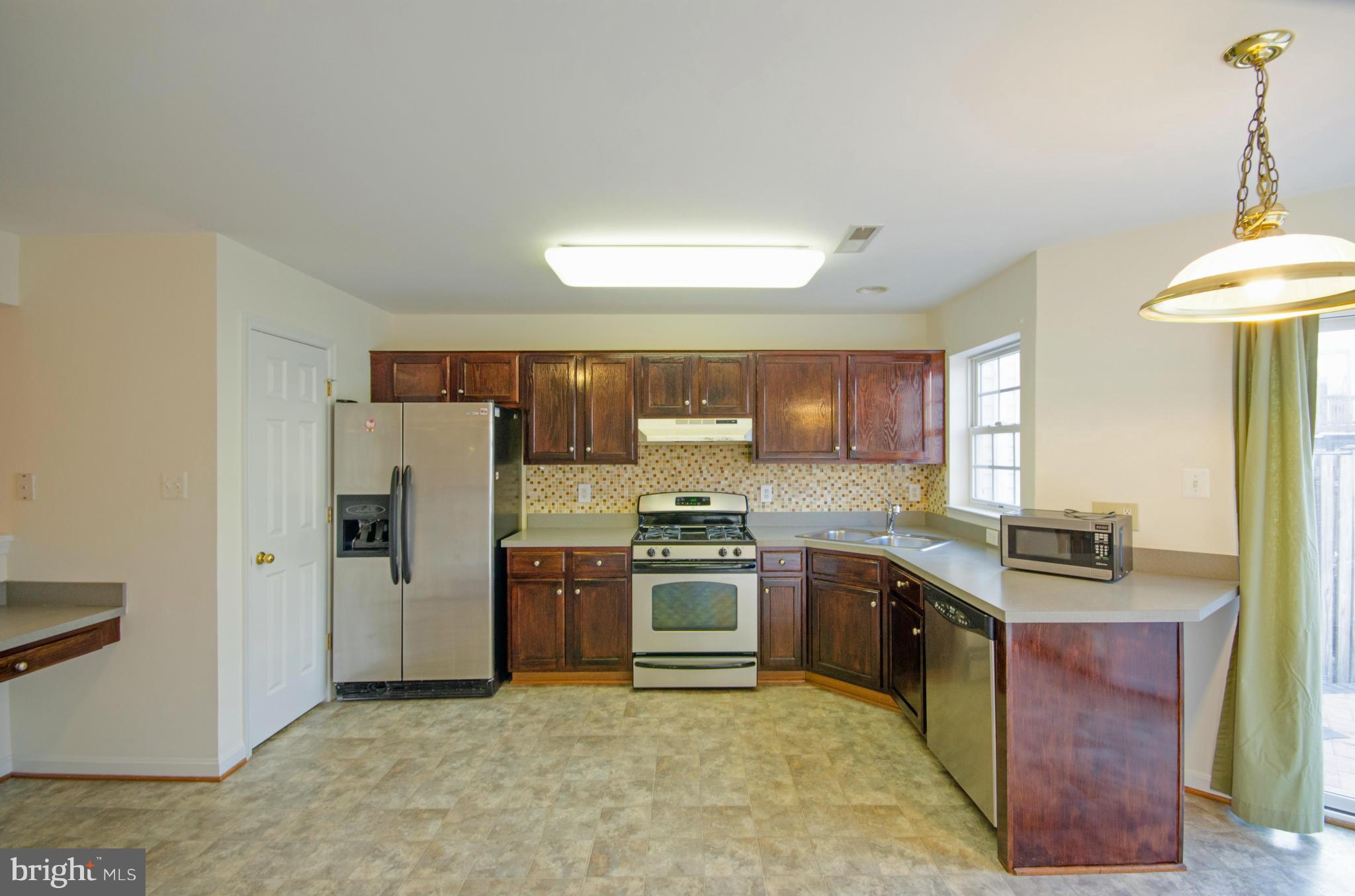 SOUTH RIDING - Residential Lease
