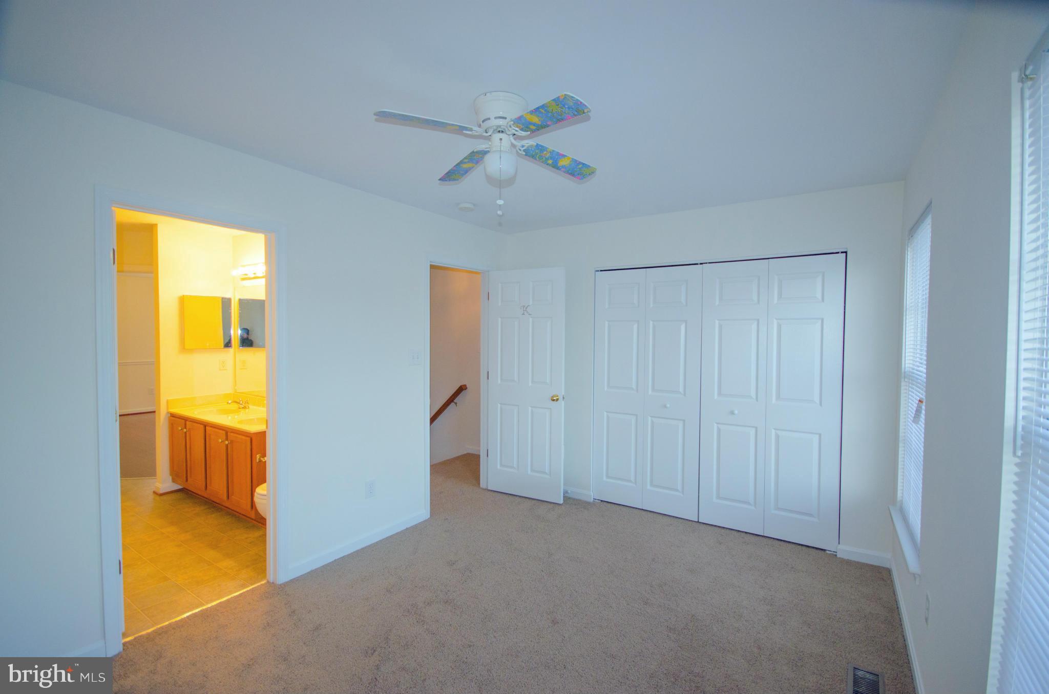 SOUTH RIDING - Residential Lease