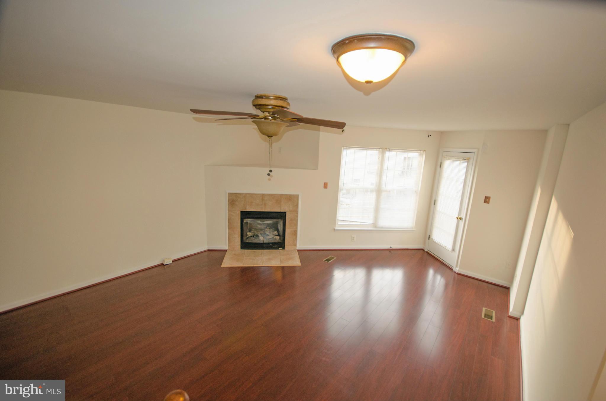 SOUTH RIDING - Residential Lease