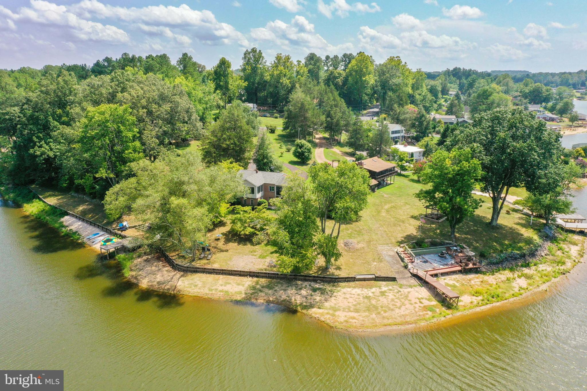 BLUE RIDGE SHORES - Residential