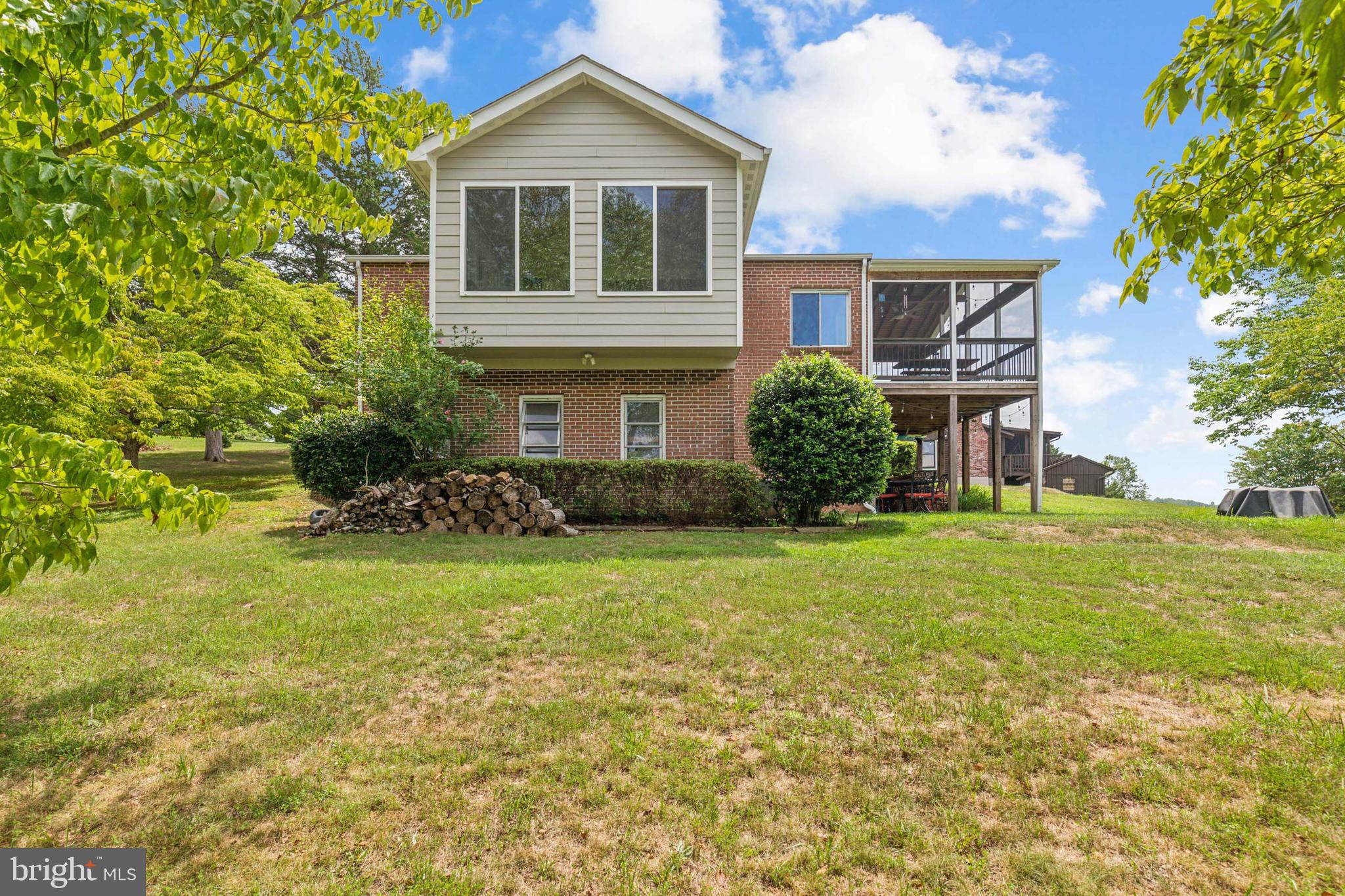 BLUE RIDGE SHORES - Residential