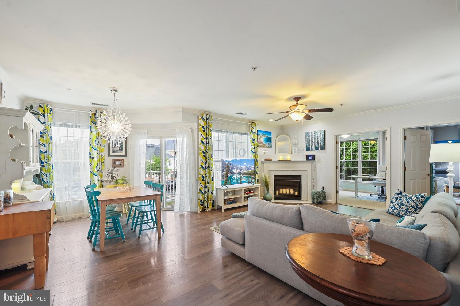 LAKESIDE AT SOUTH RIDING - Residential