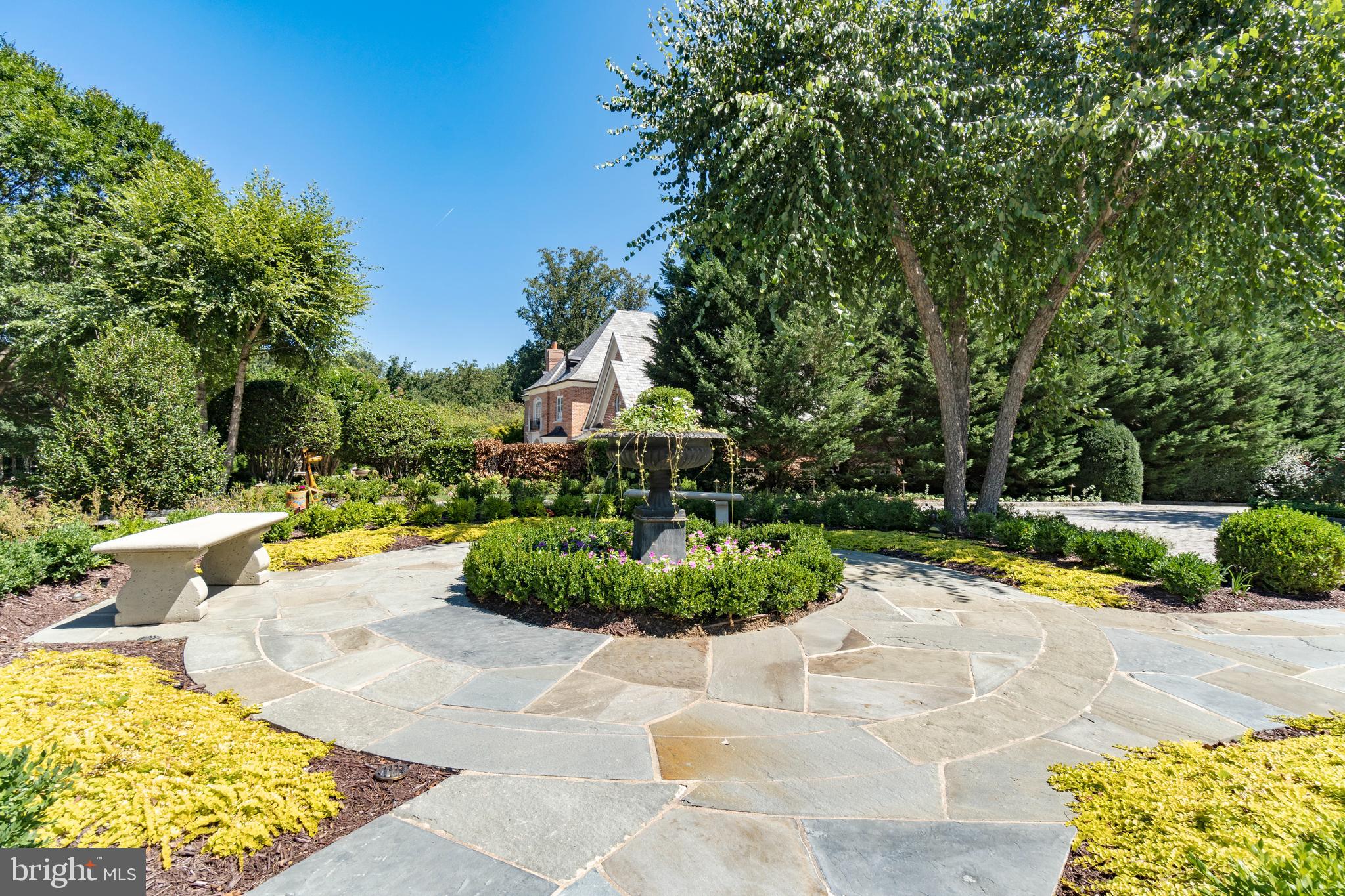 SPRING HILL FARM - Residential