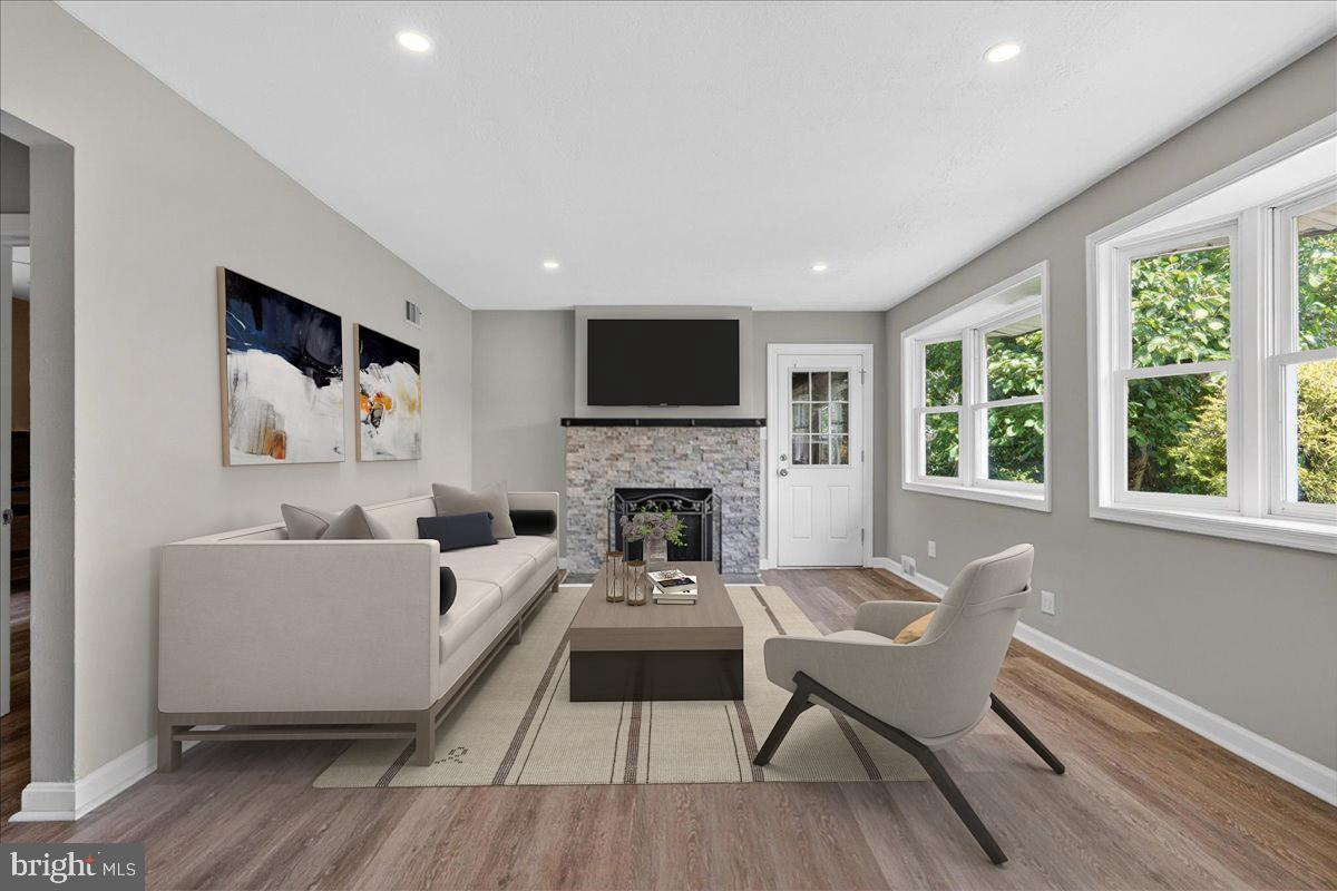 GLENSIDE - Residential