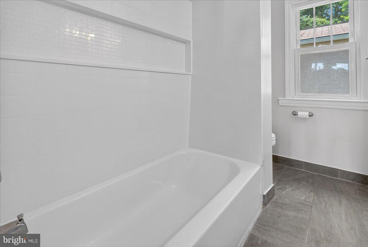 GLENSIDE - Residential