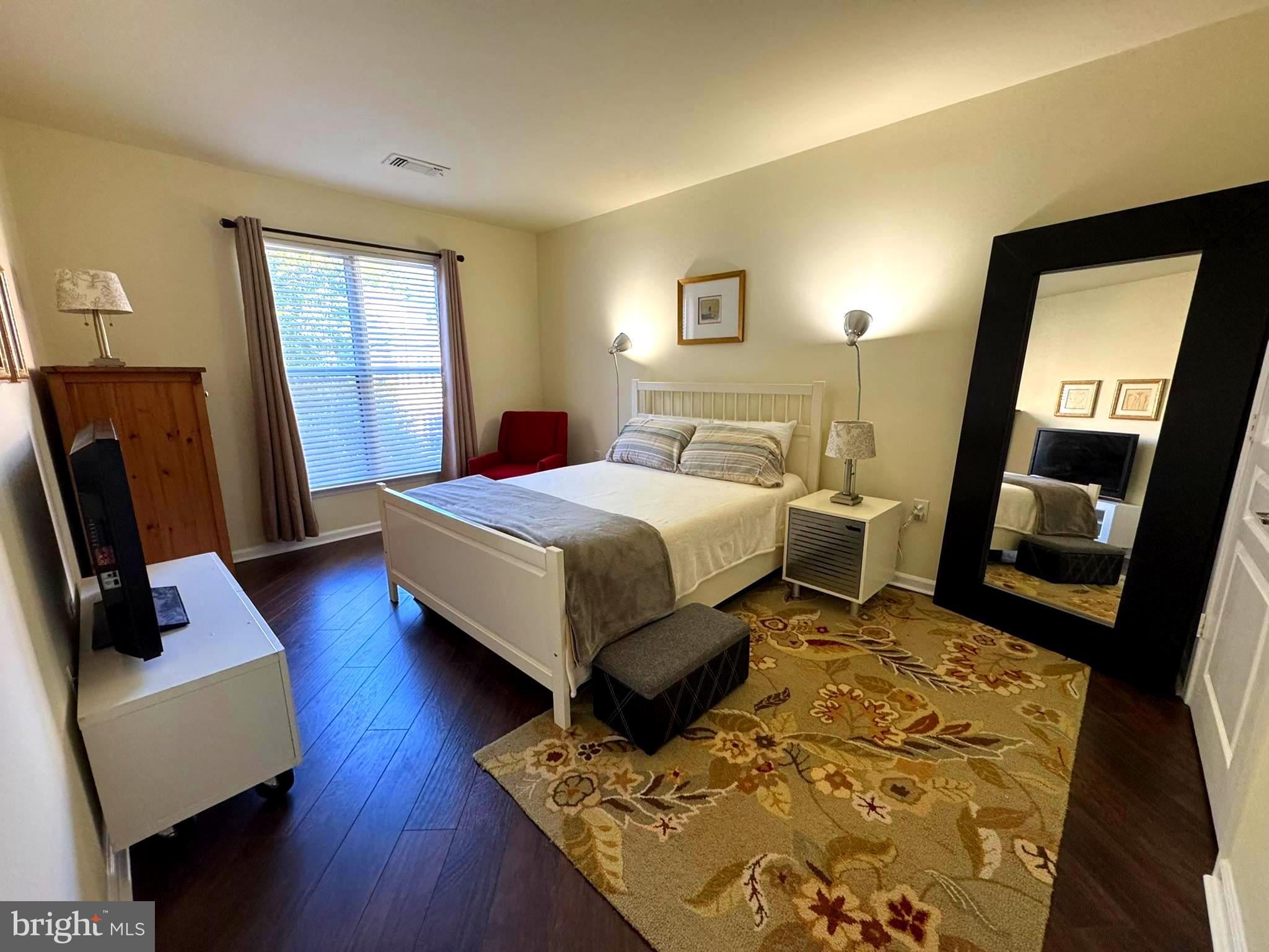 WORLDGATE CONDO - Residential
