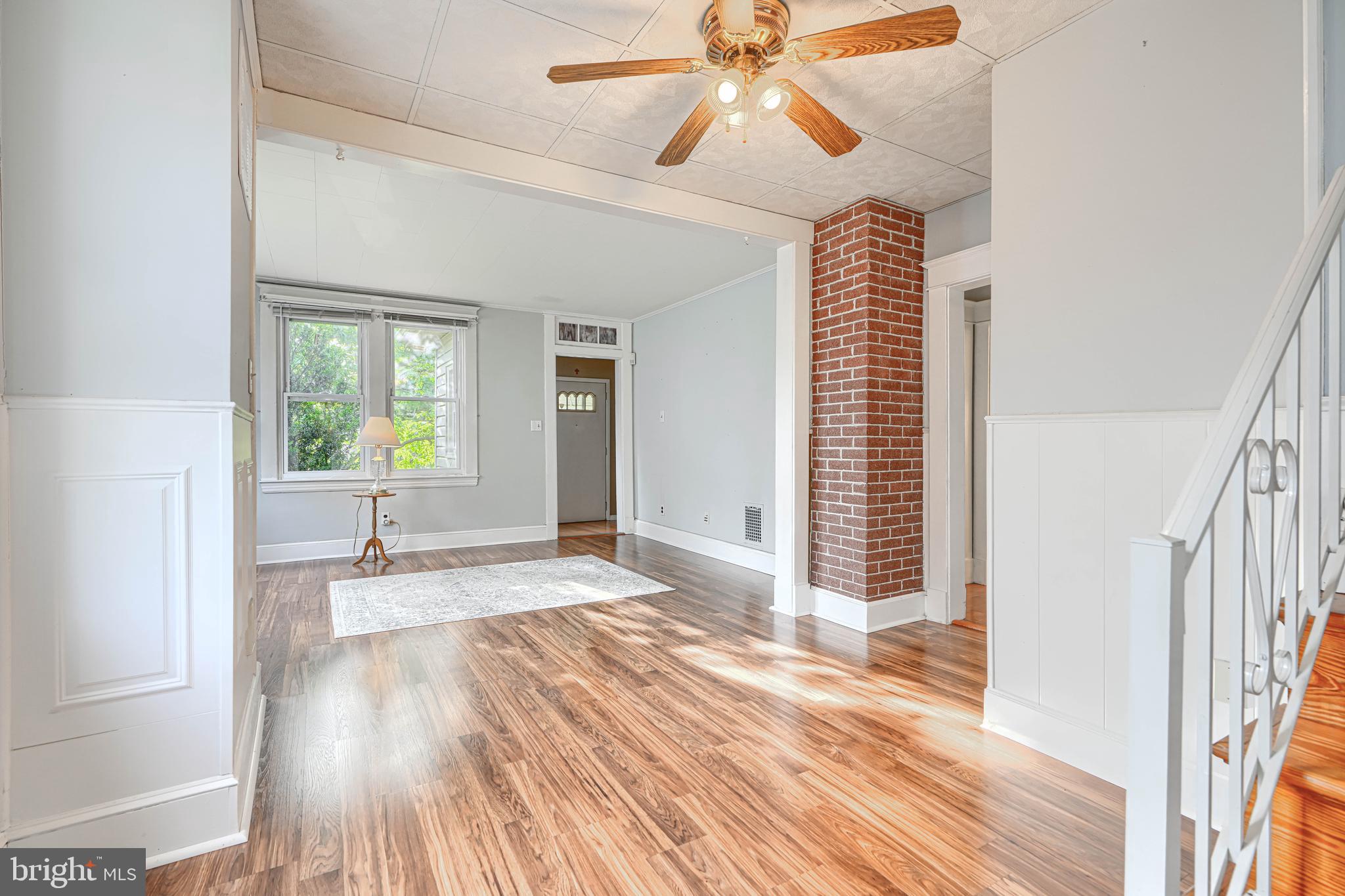 HAMILTON HILLS - Residential