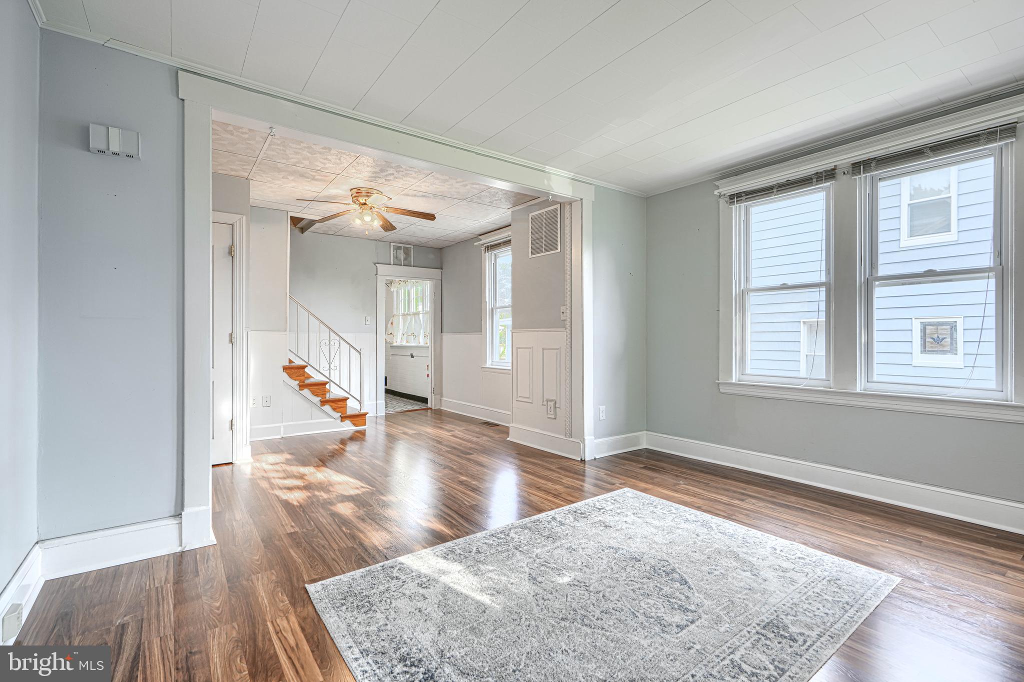 HAMILTON HILLS - Residential