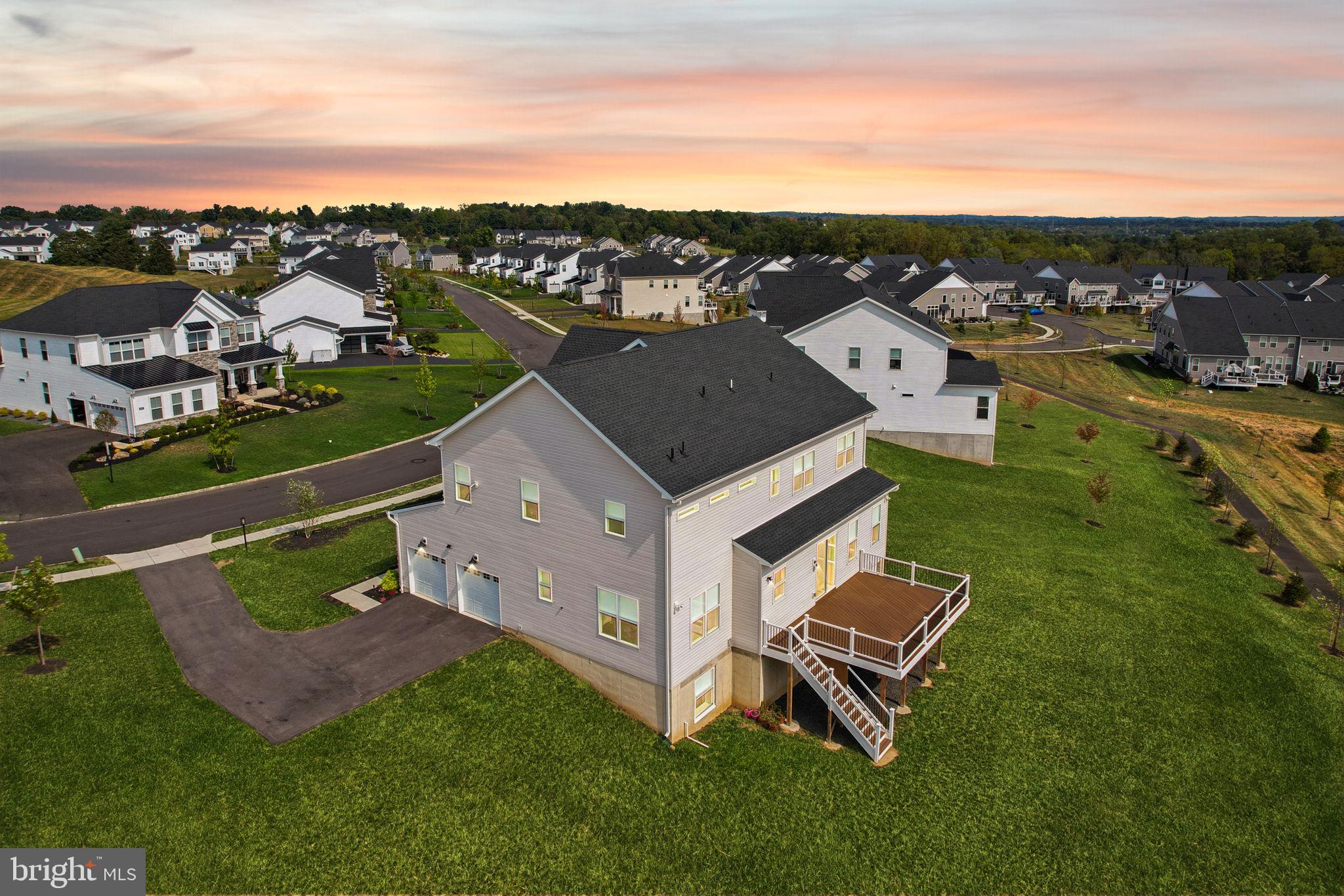 RESERVE AT CENTER SQUARE - Residential