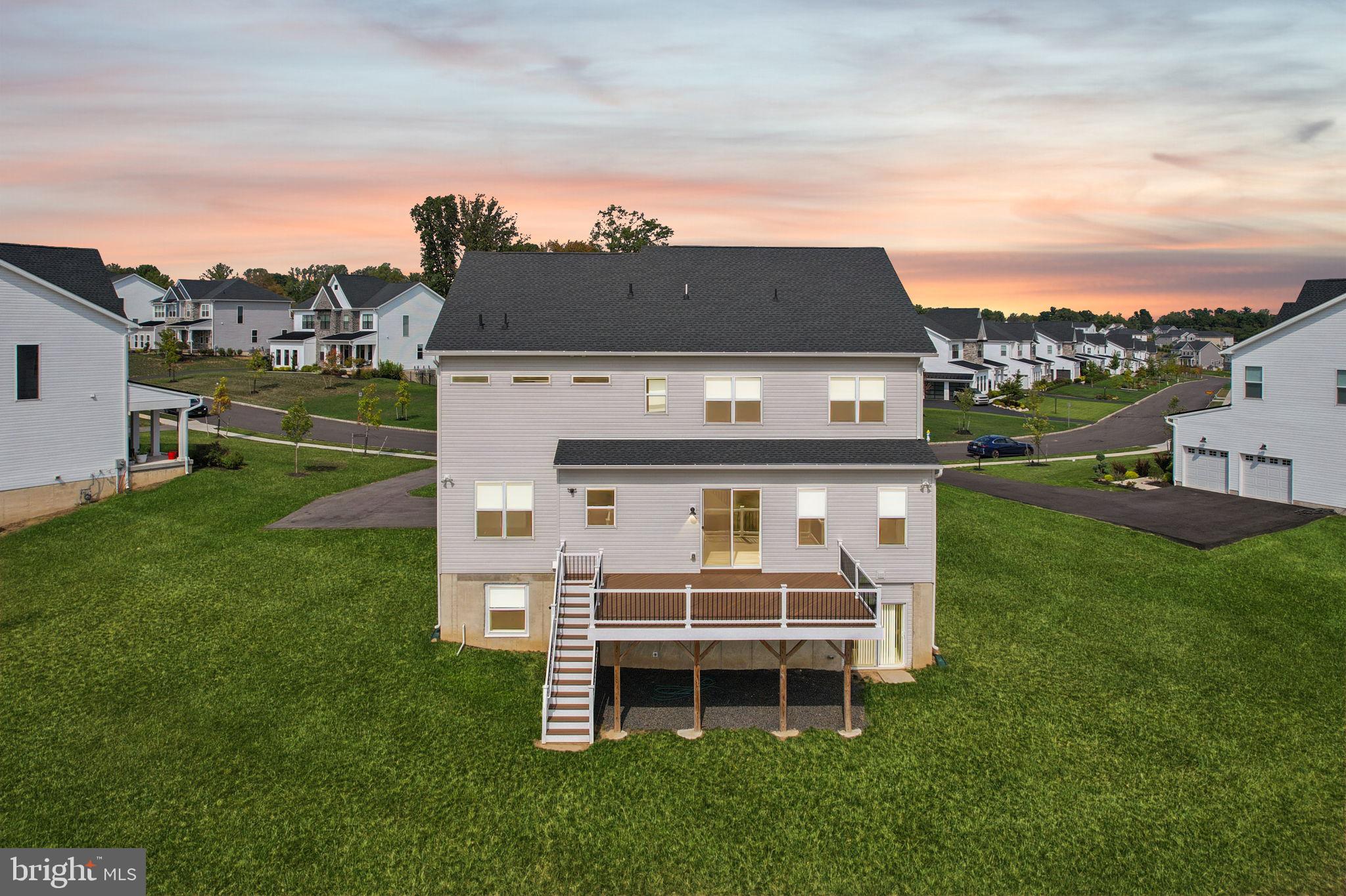 RESERVE AT CENTER SQUARE - Residential