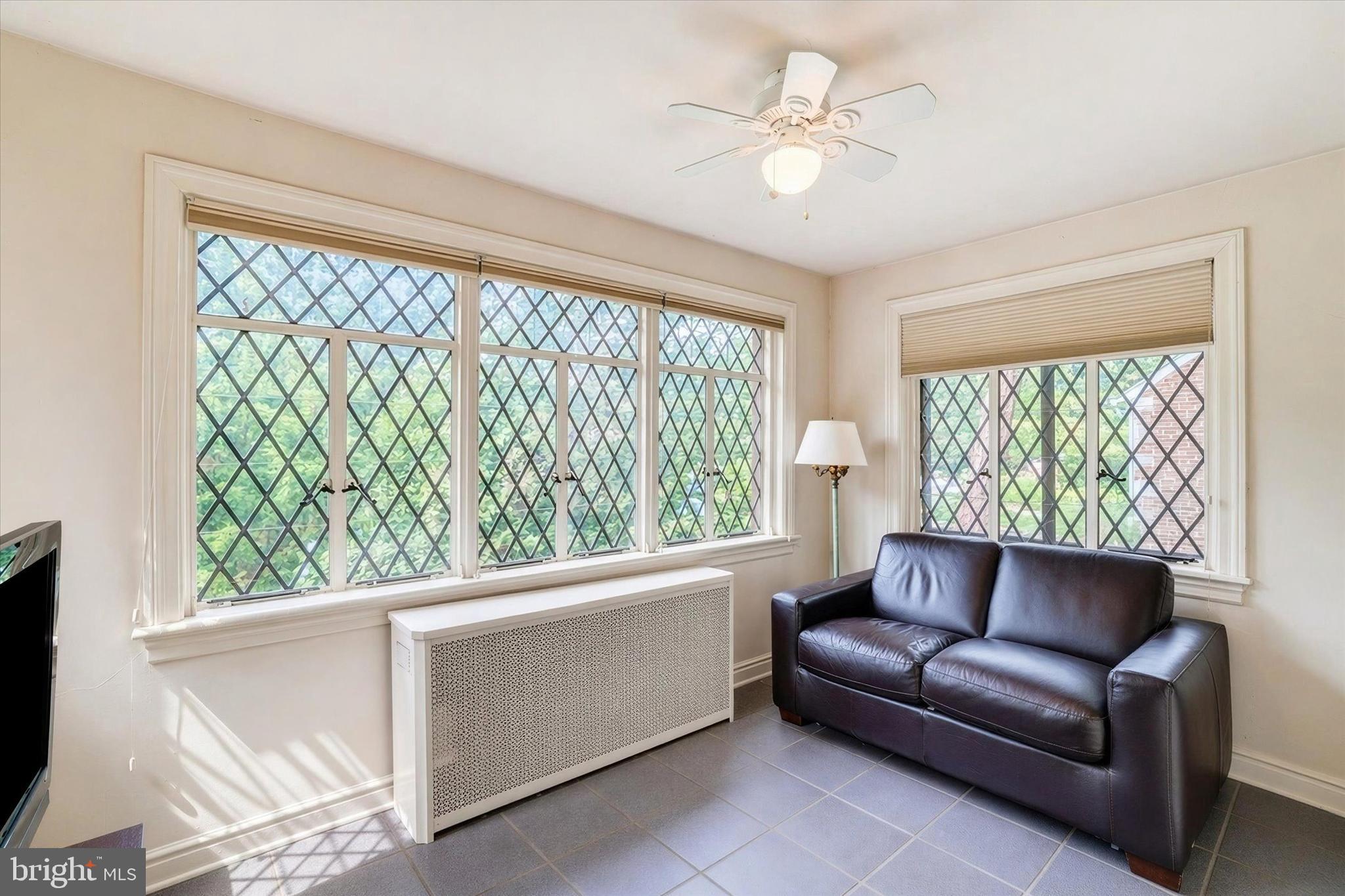 ELMWOOD - Residential