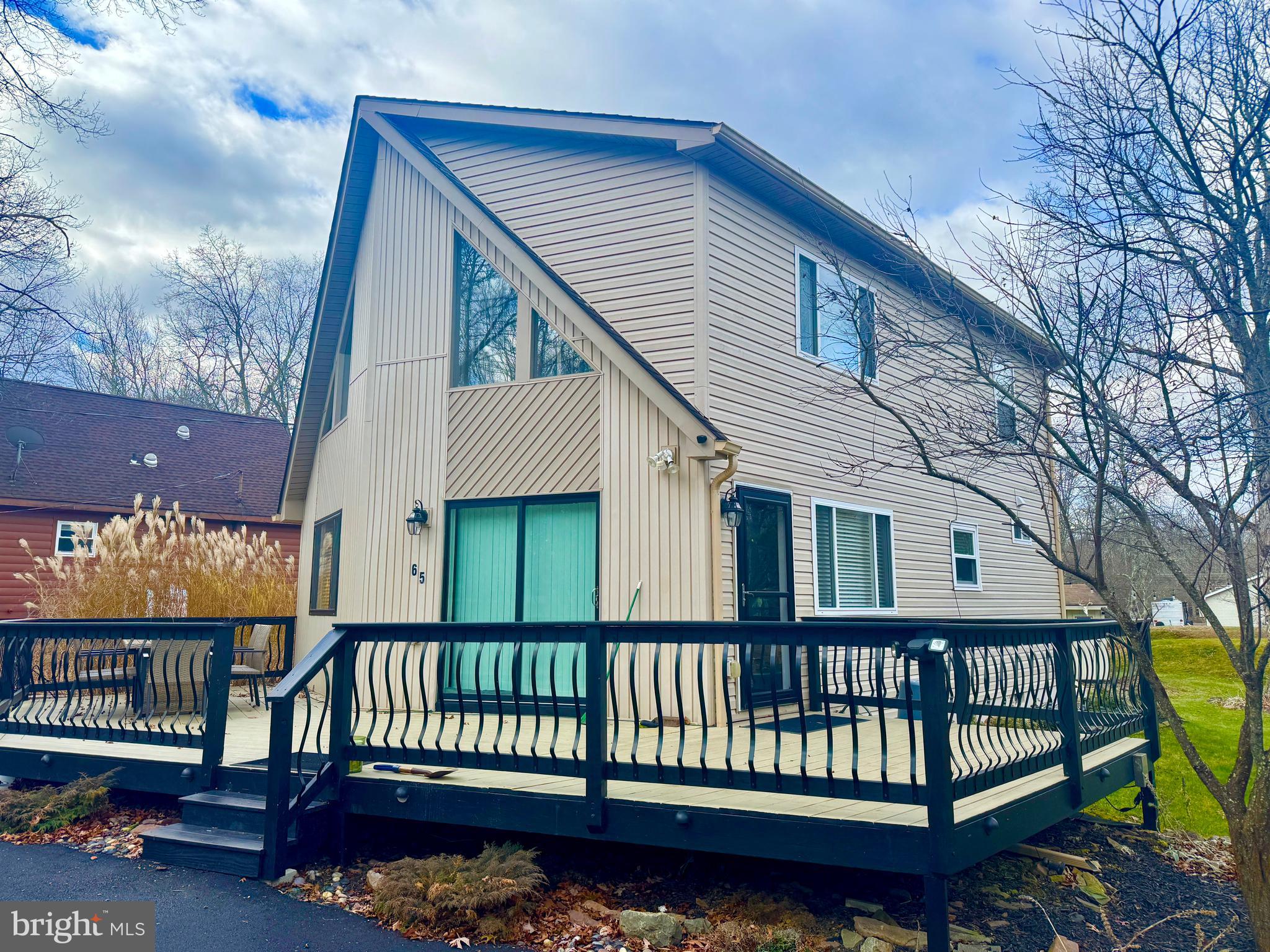 TOWAMENSING TRAILS - Residential