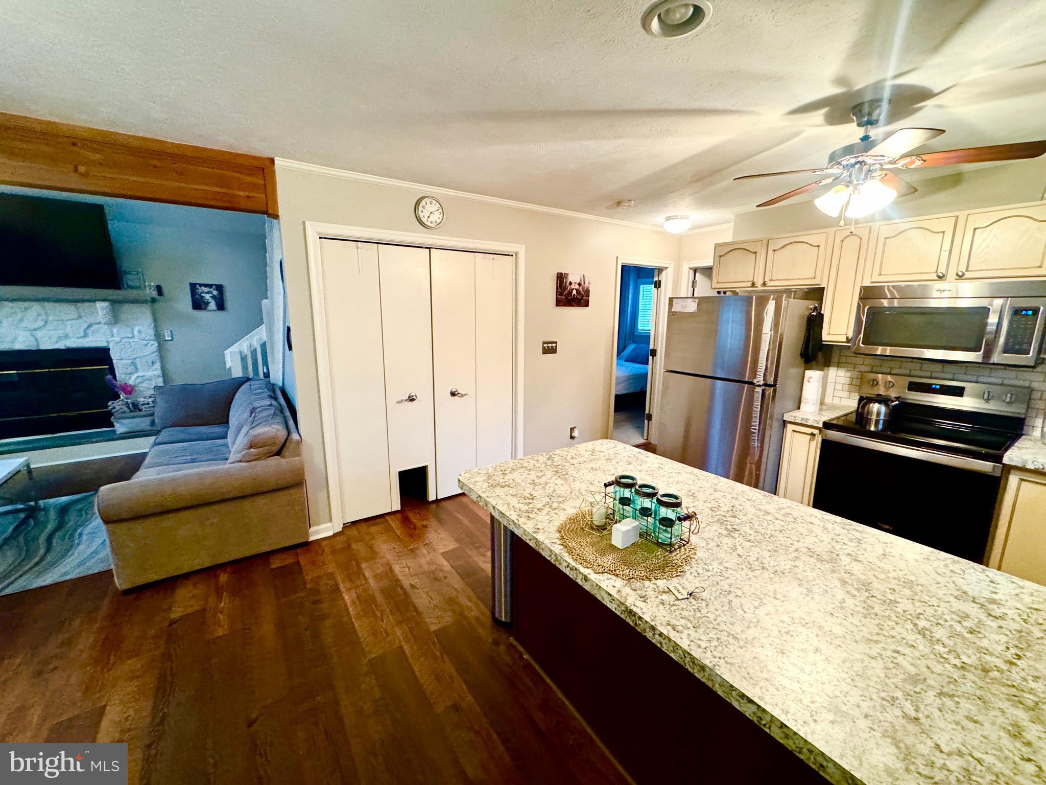 TOWAMENSING TRAILS - Residential