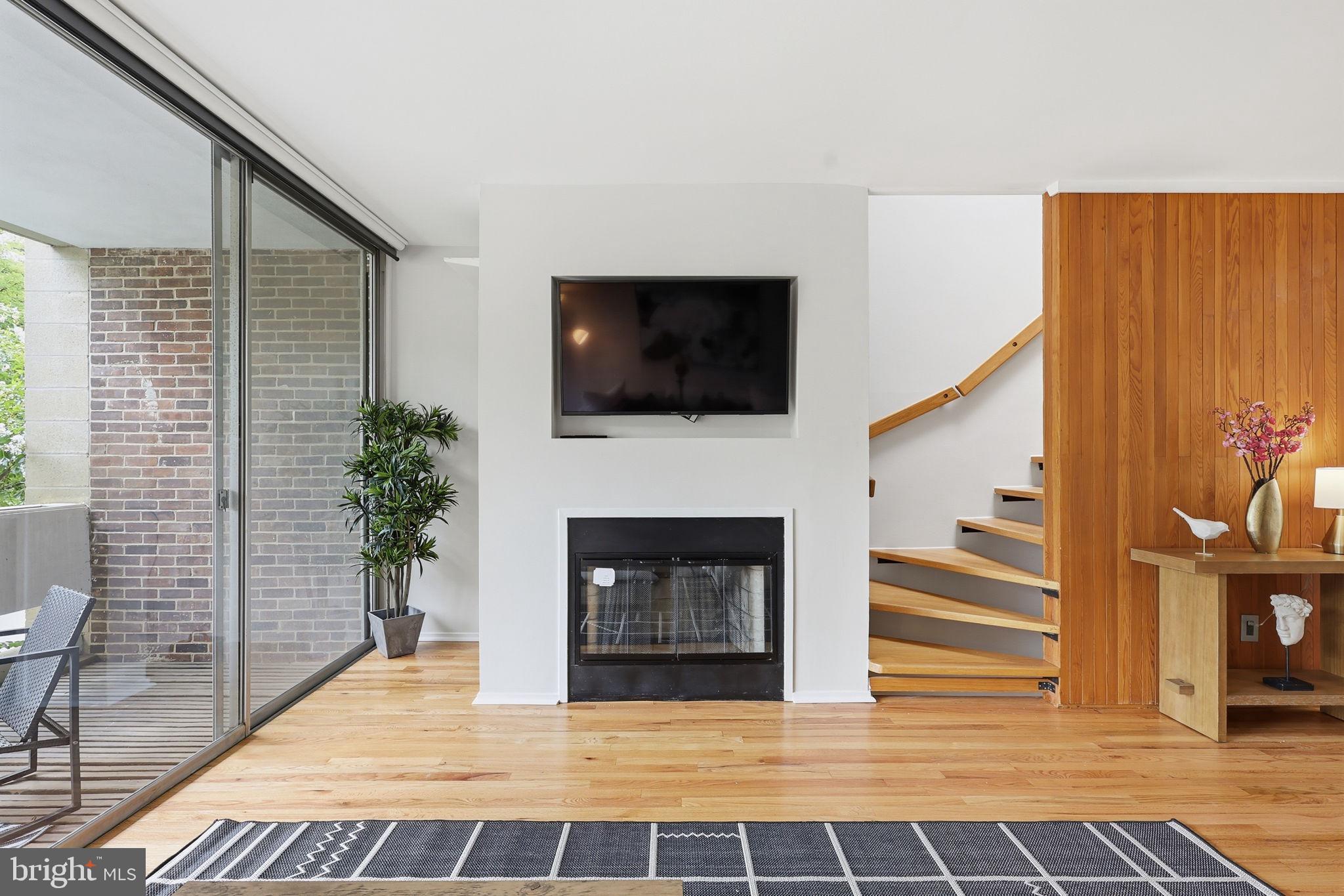 HICKORY CLUSTER - Residential