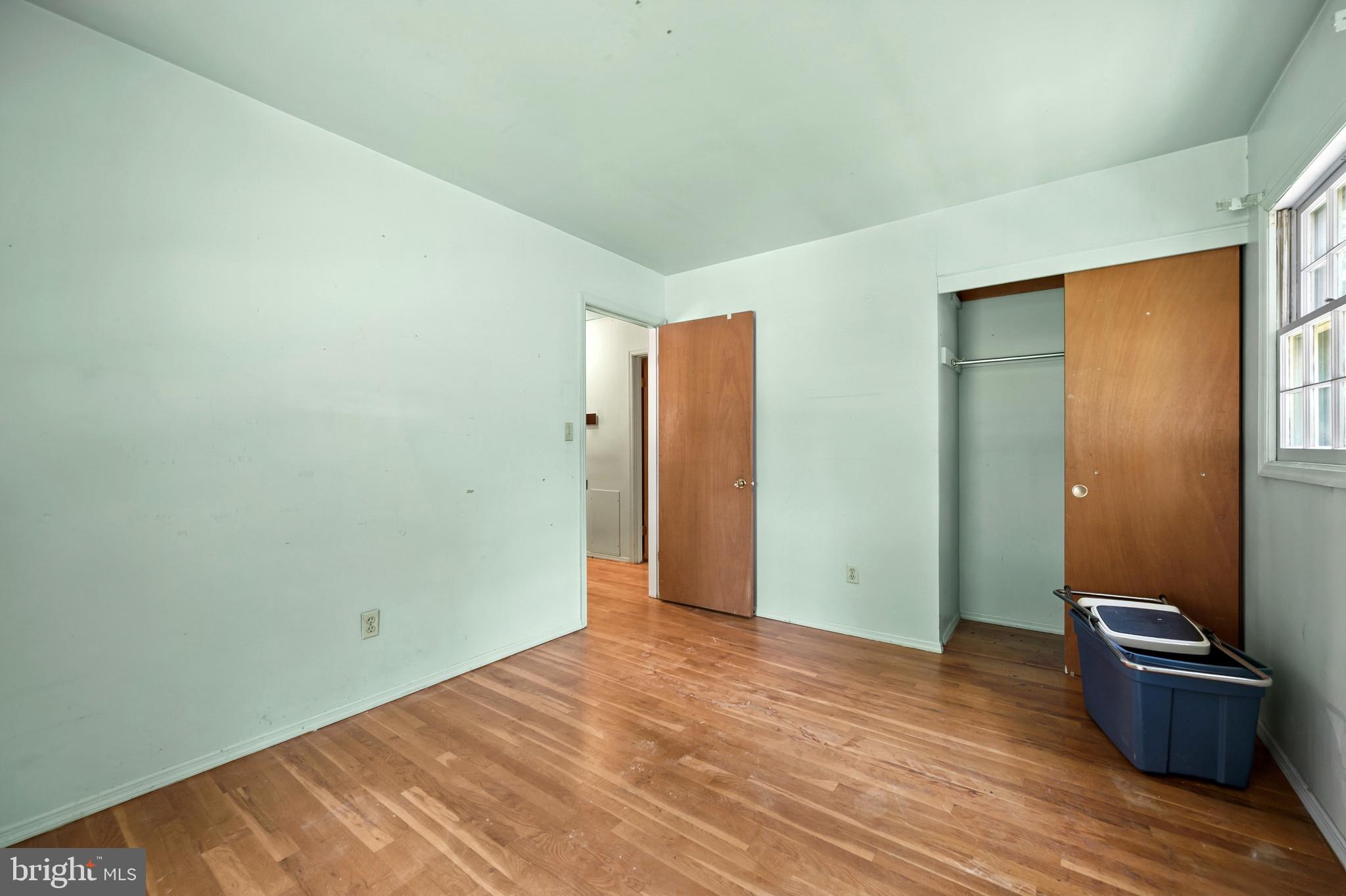HOLLYWOOD PARK - Residential