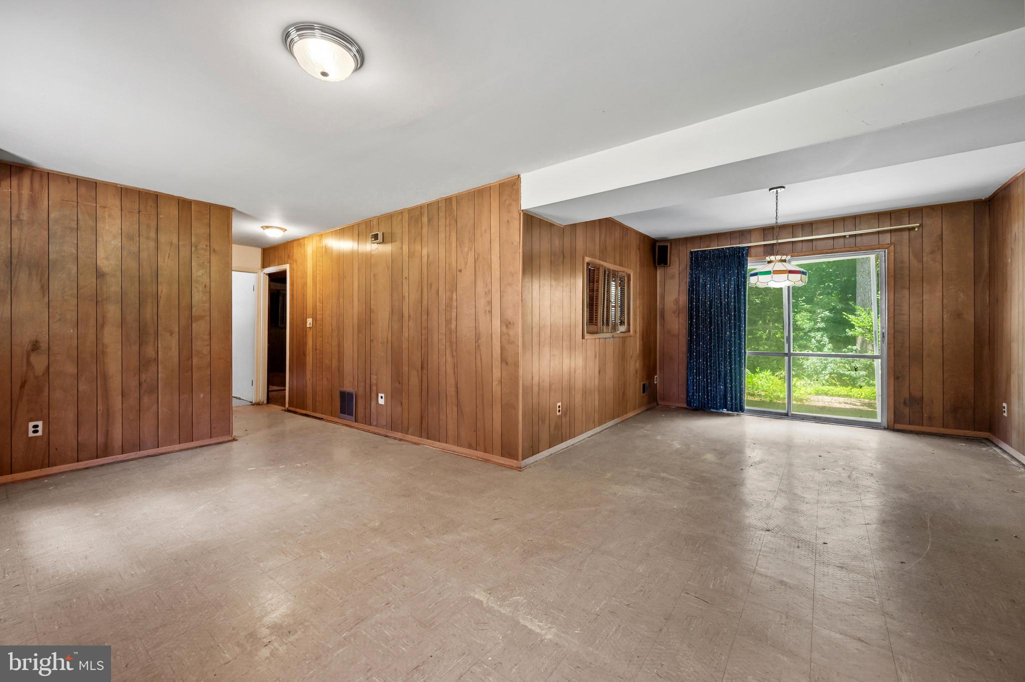 HOLLYWOOD PARK - Residential