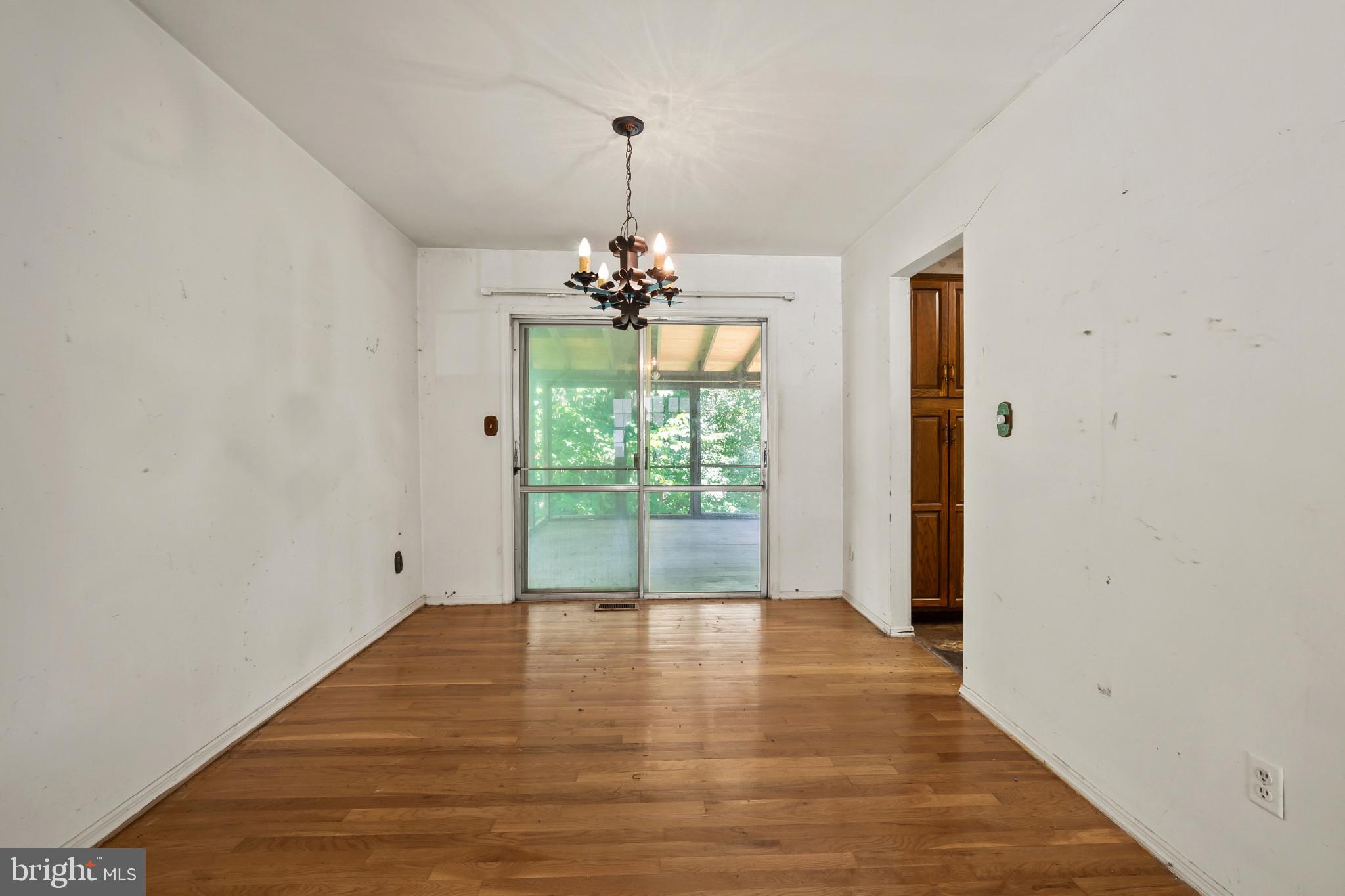 HOLLYWOOD PARK - Residential