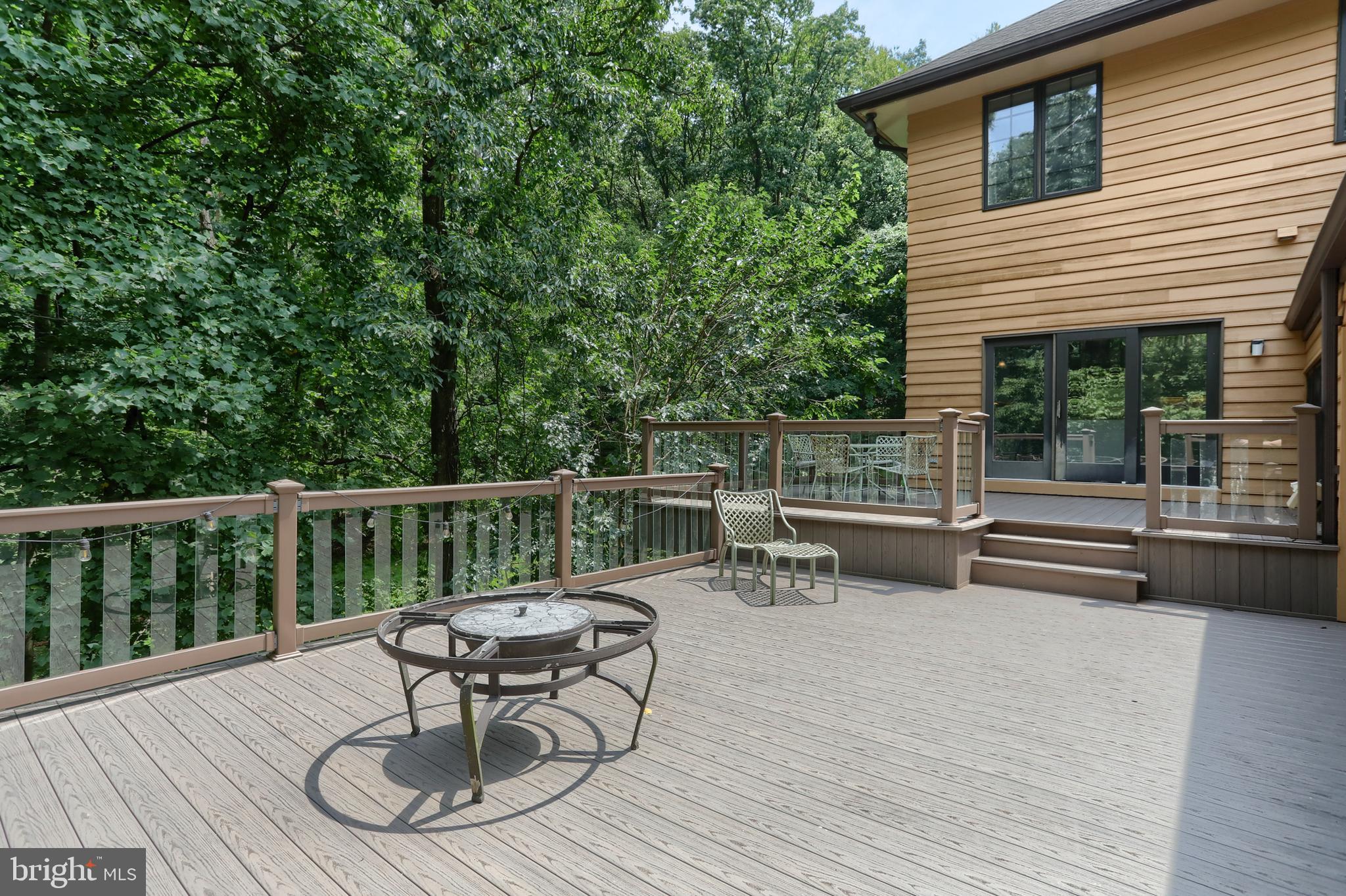 HILLCREST - Residential