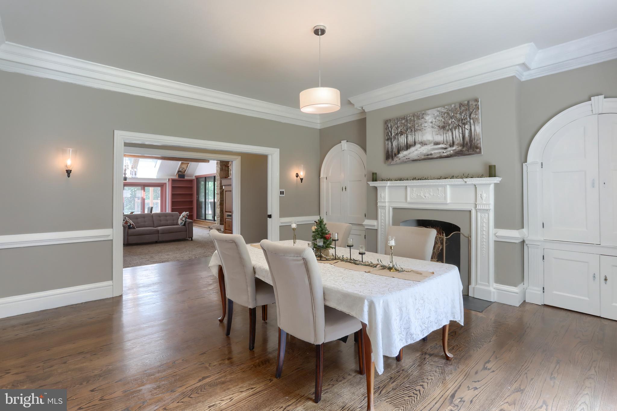 HILLCREST - Residential
