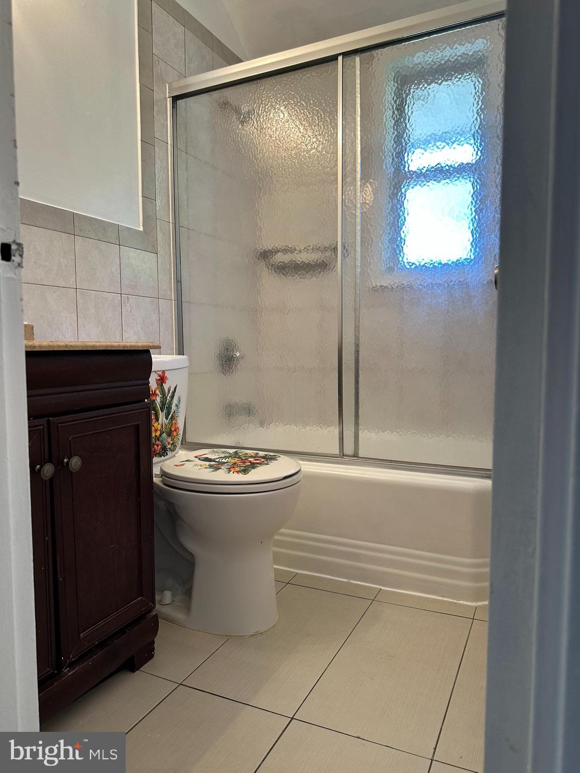 GLENMONT HILLS - Residential