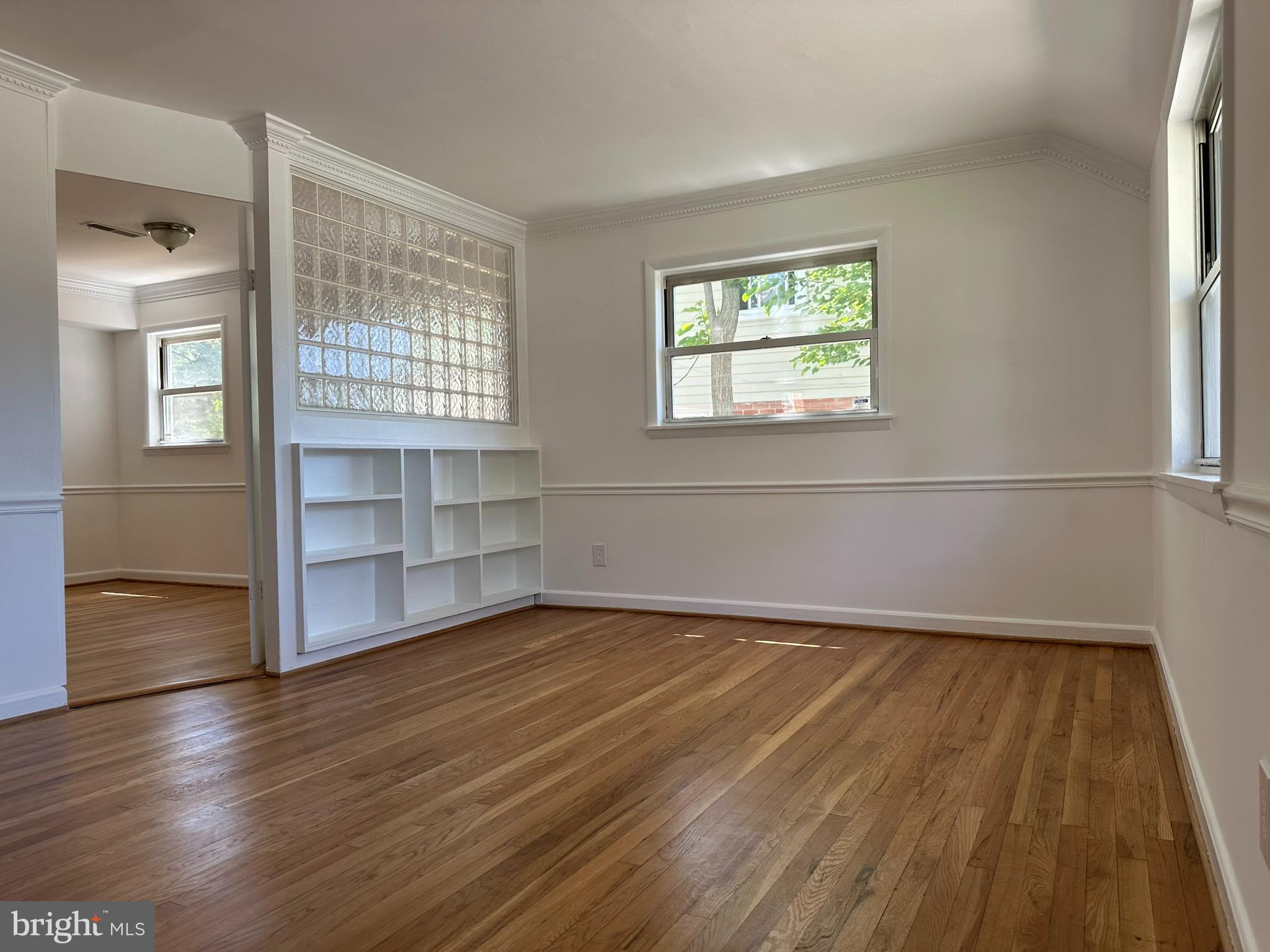 GLENMONT HILLS - Residential