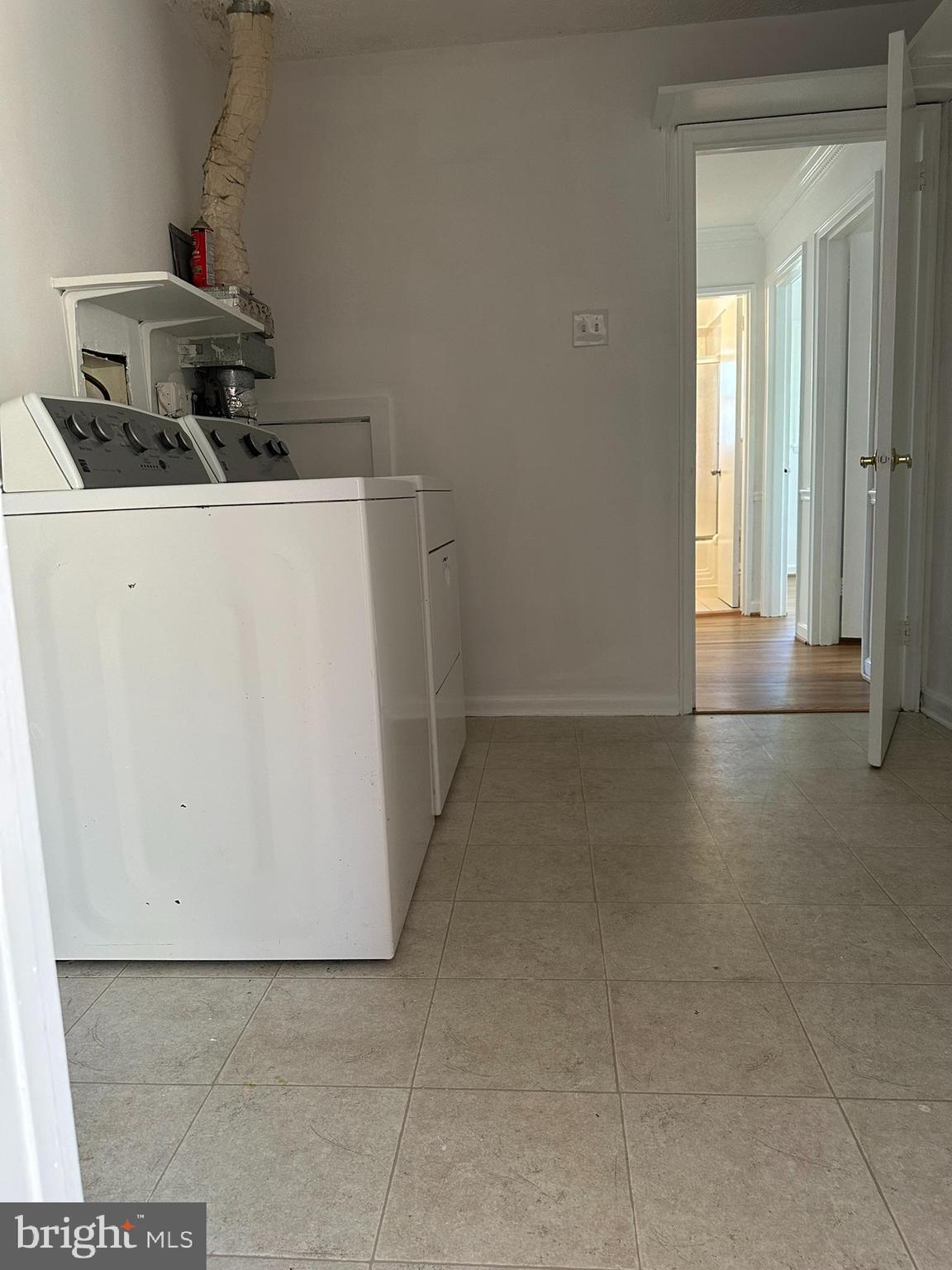 GLENMONT HILLS - Residential