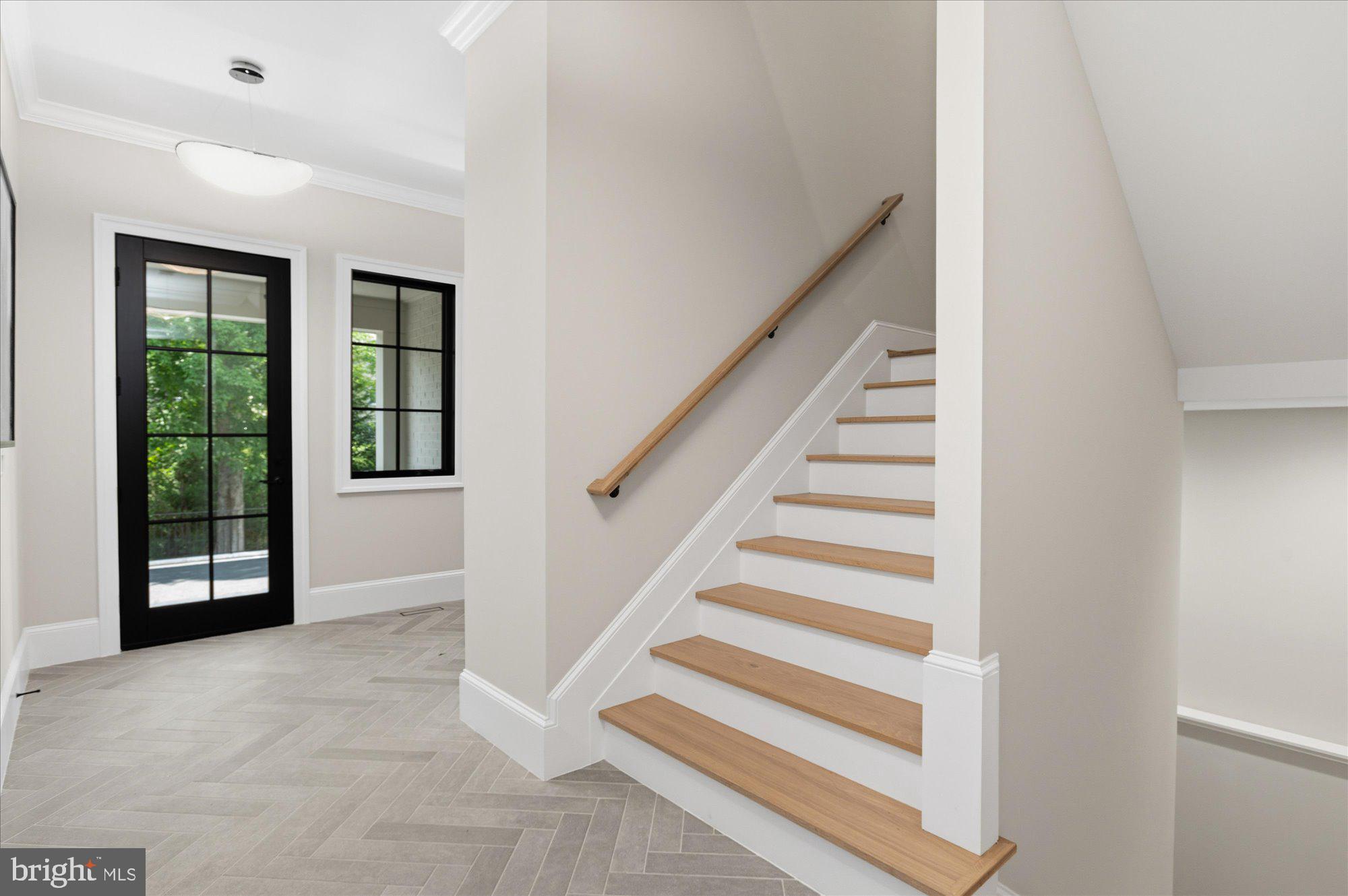 WOODSIDE ESTATES - Residential