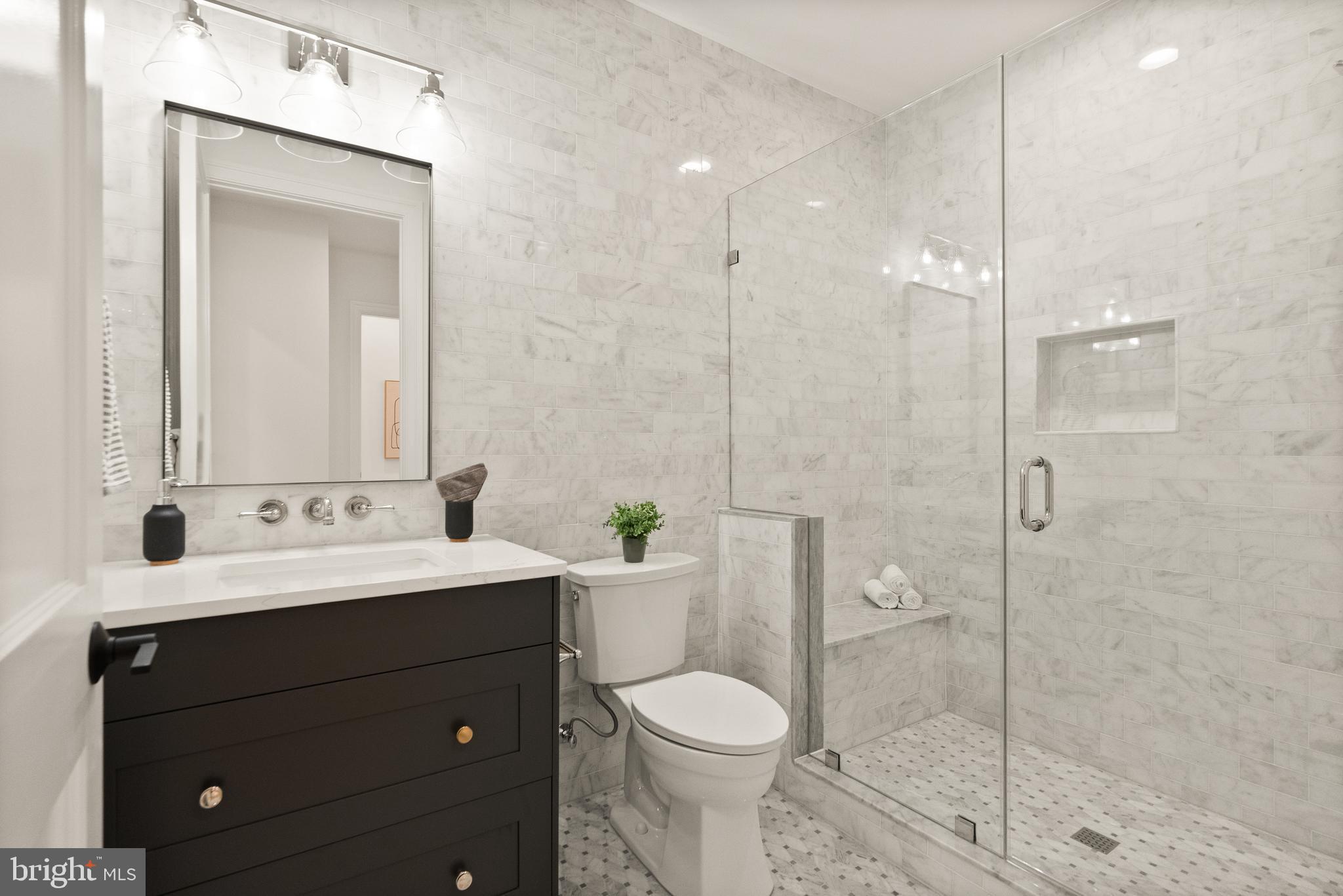 WOODSIDE ESTATES - Residential
