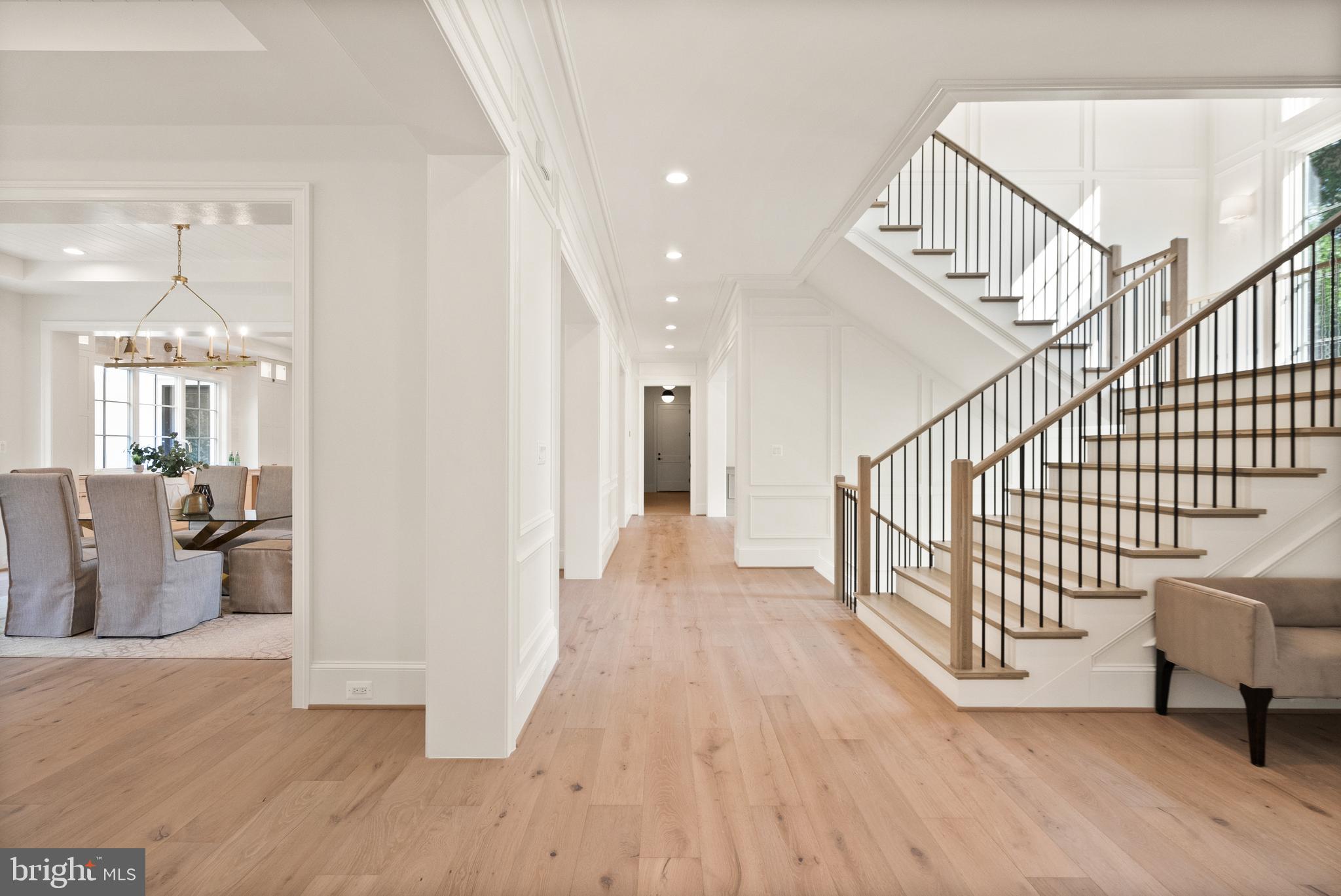 WOODSIDE ESTATES - Residential