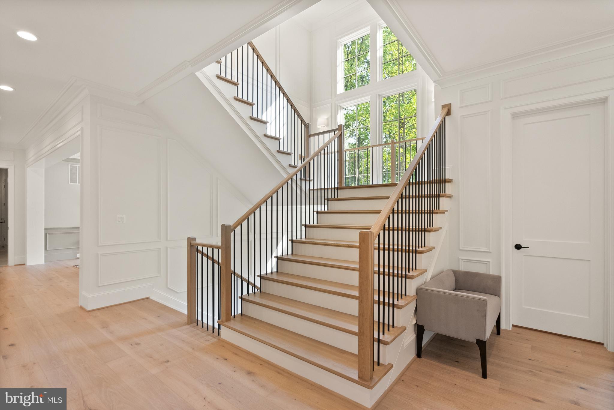 WOODSIDE ESTATES - Residential