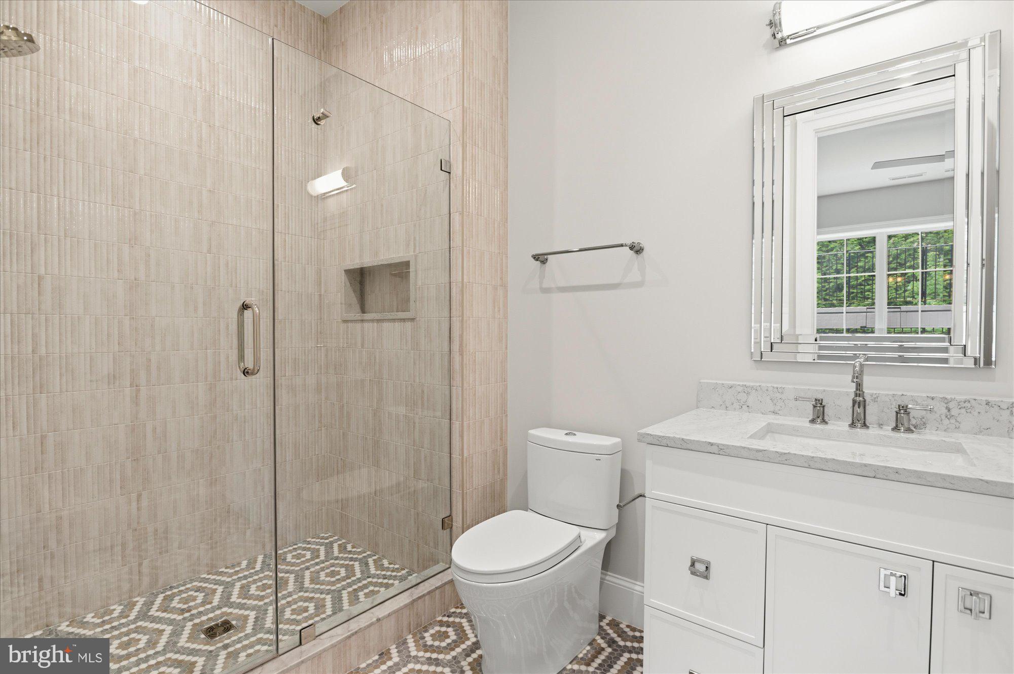 WOODSIDE ESTATES - Residential
