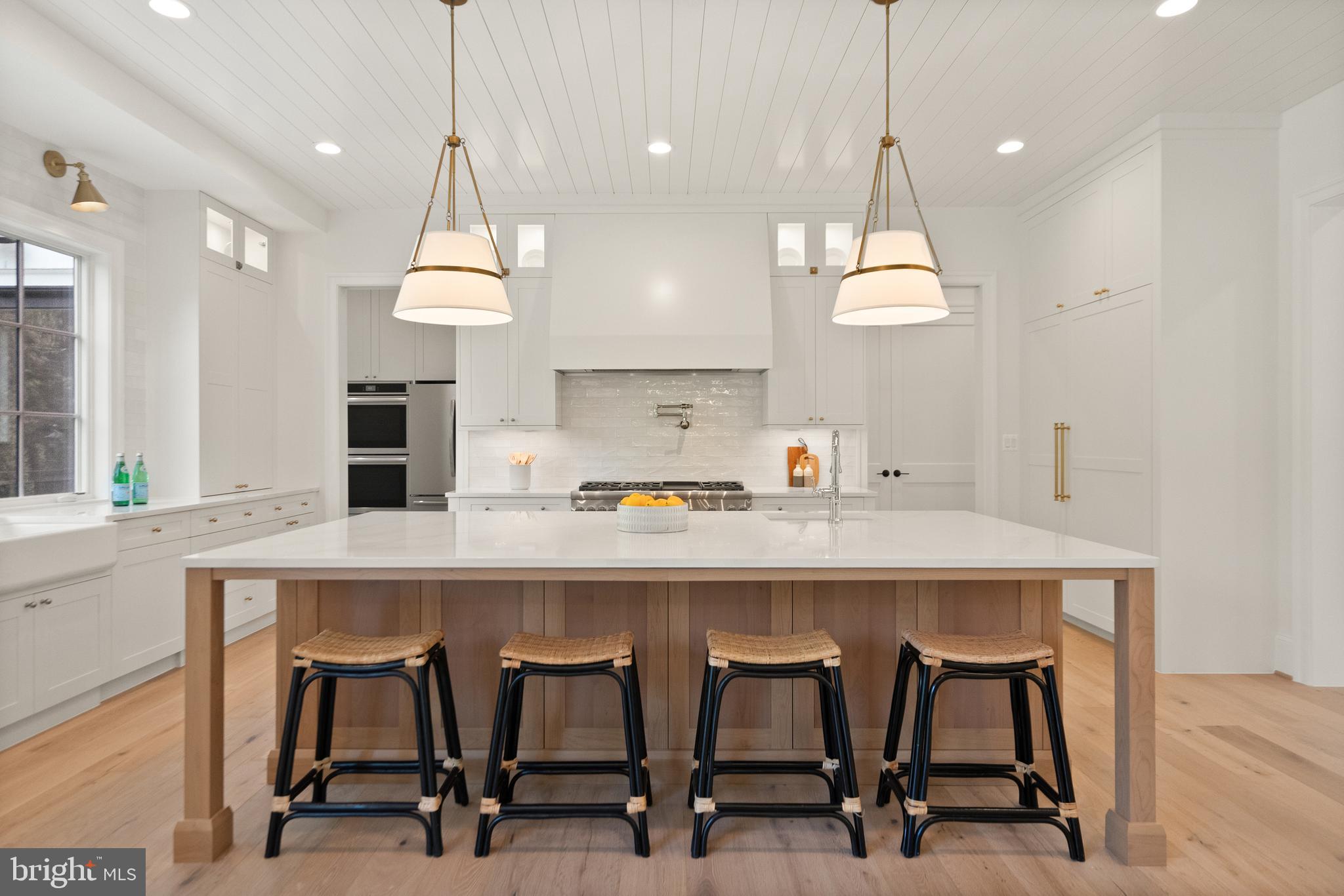 WOODSIDE ESTATES - Residential