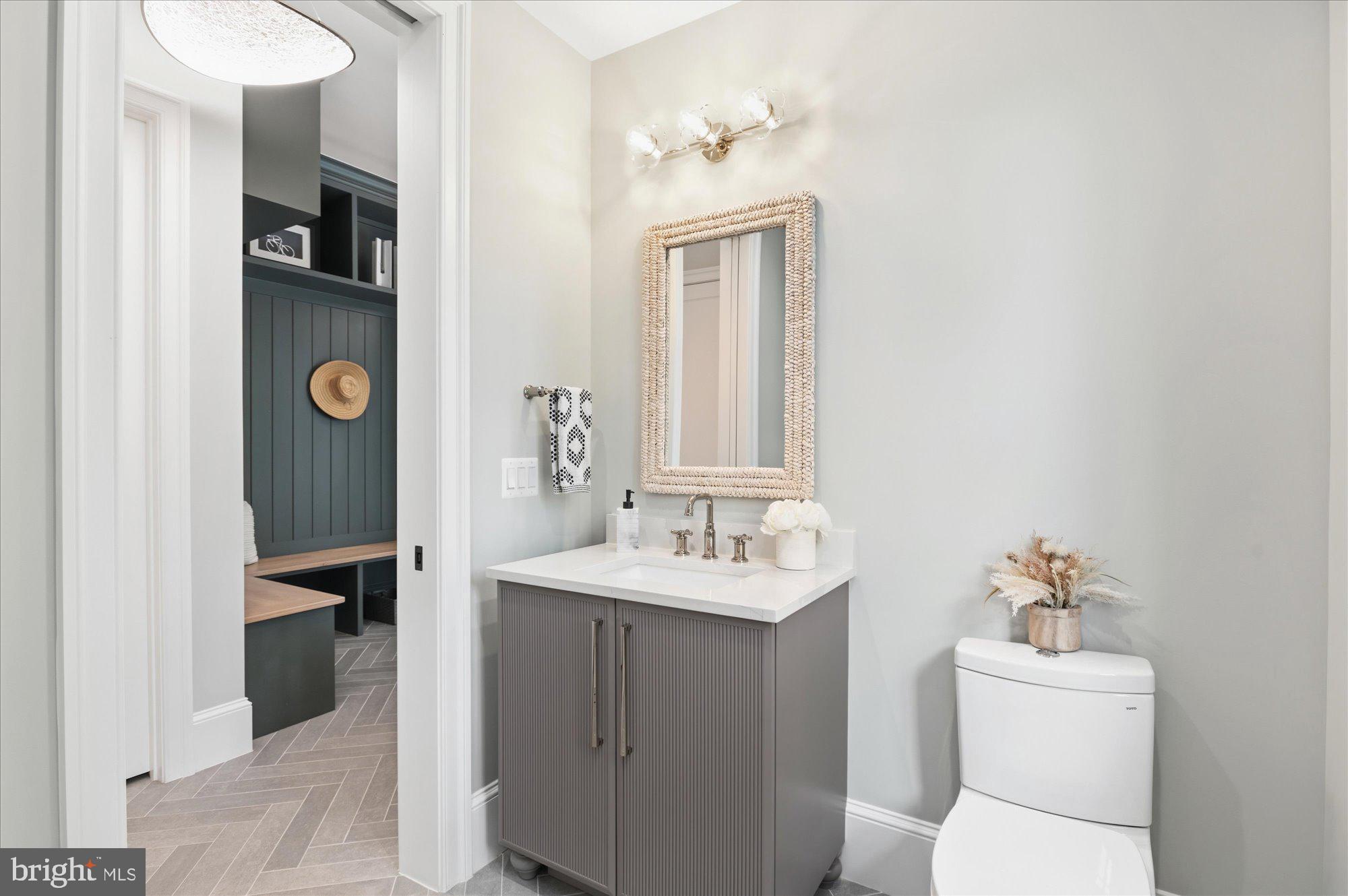 WOODSIDE ESTATES - Residential