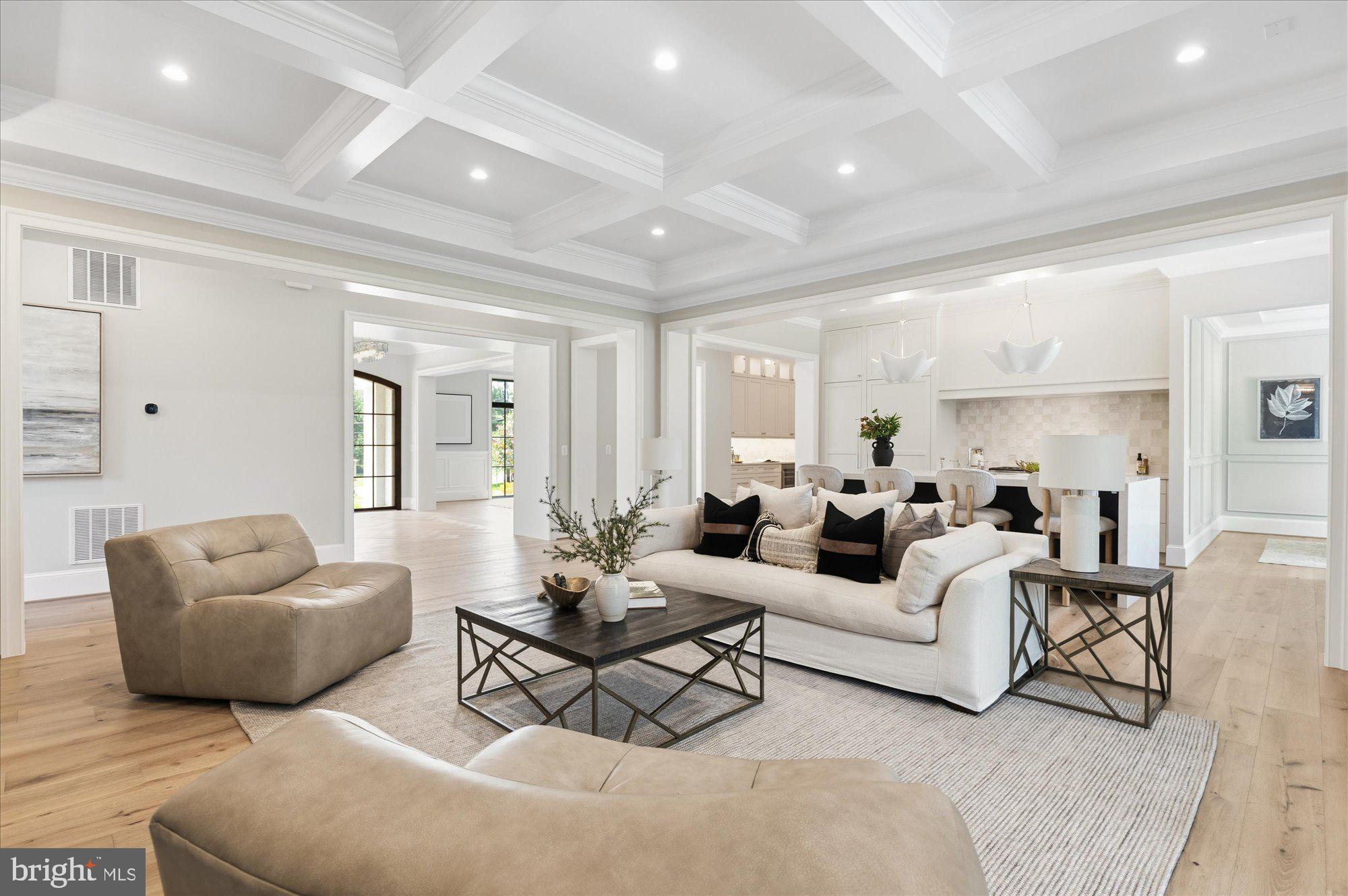 WOODSIDE ESTATES - Residential