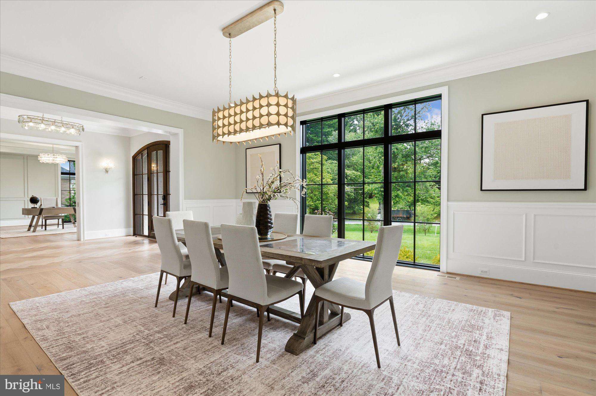 WOODSIDE ESTATES - Residential