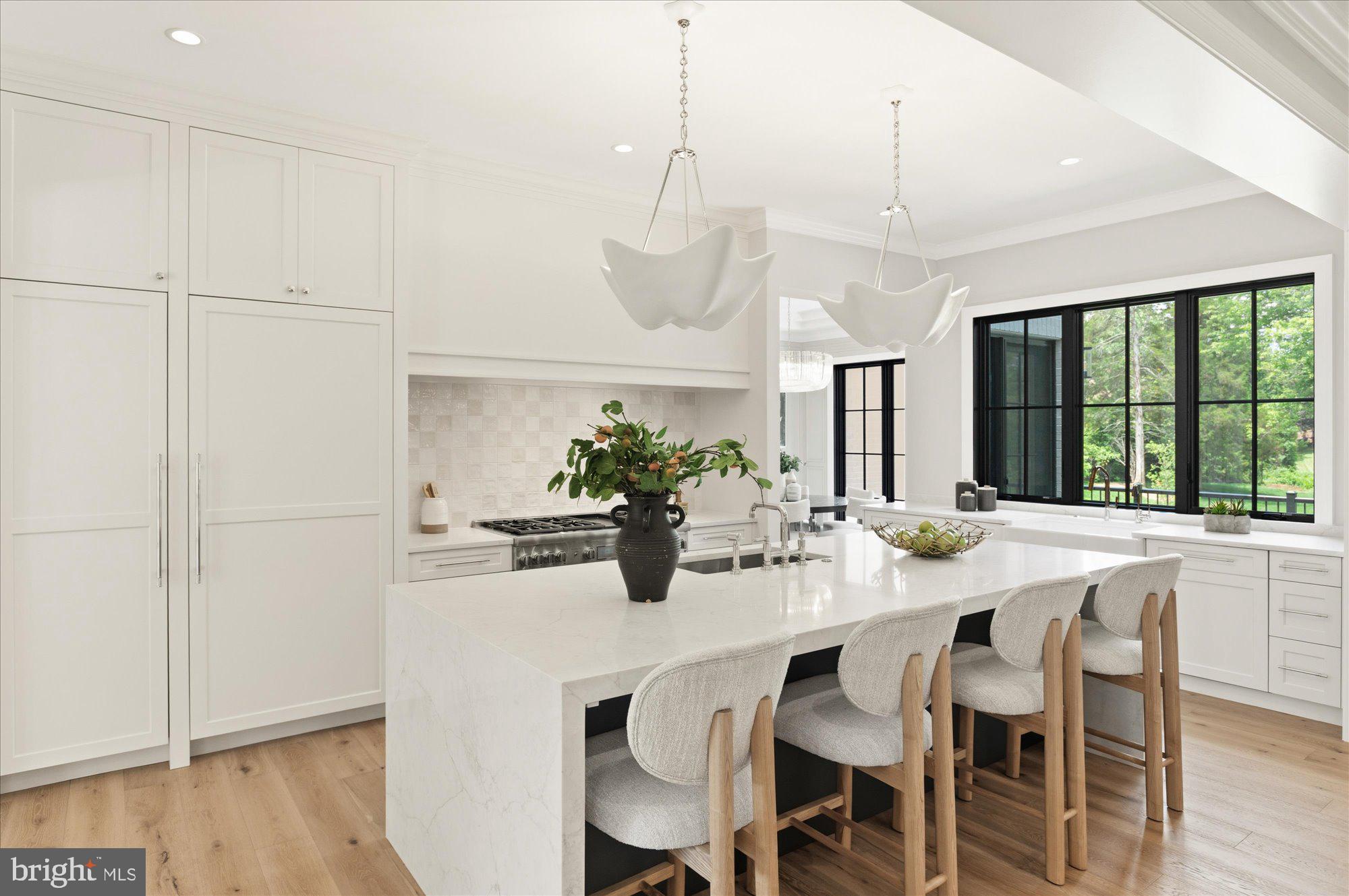WOODSIDE ESTATES - Residential
