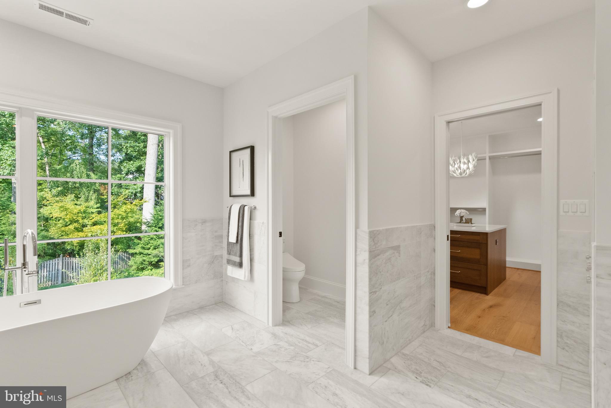 WOODSIDE ESTATES - Residential