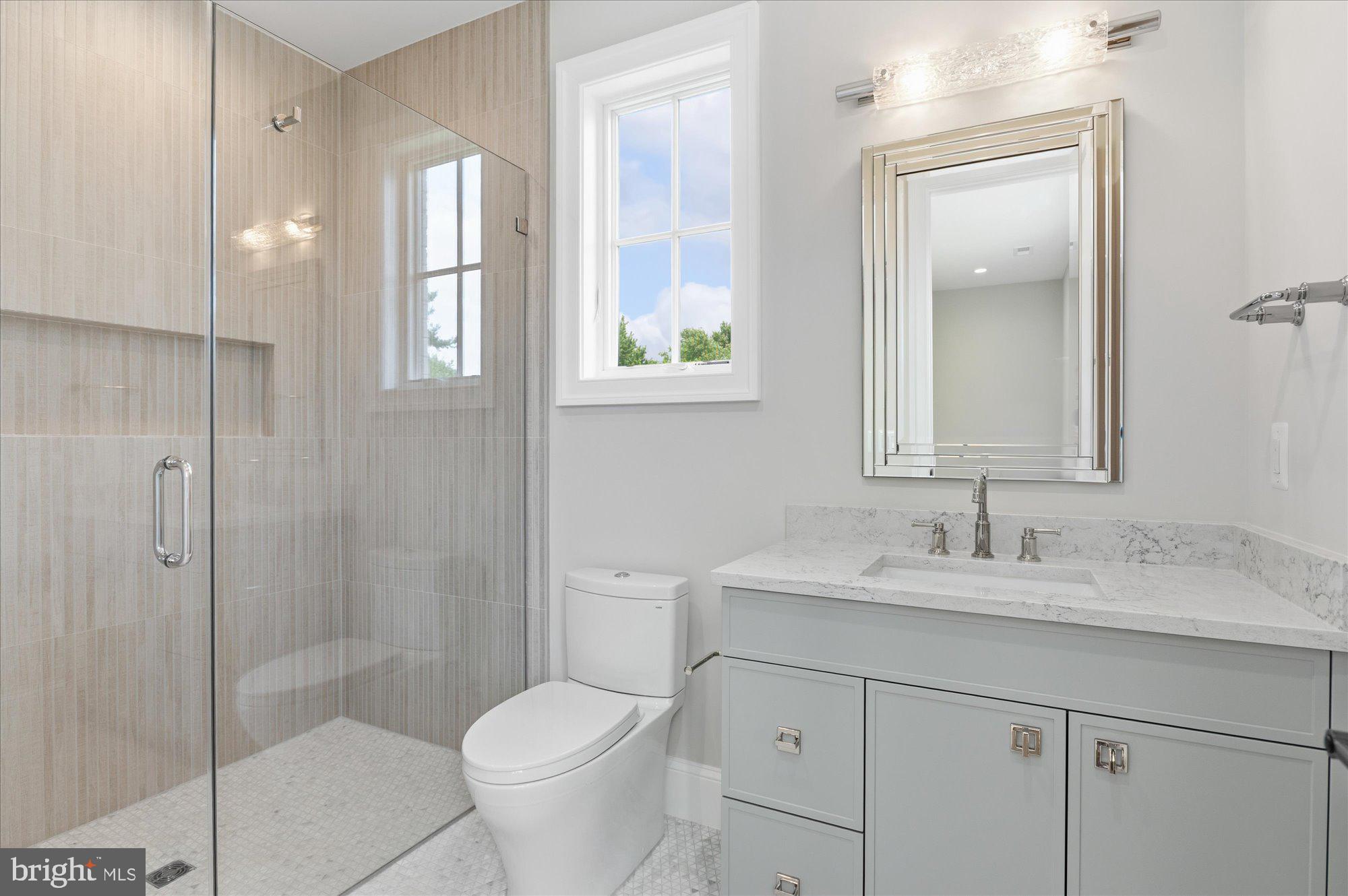 WOODSIDE ESTATES - Residential