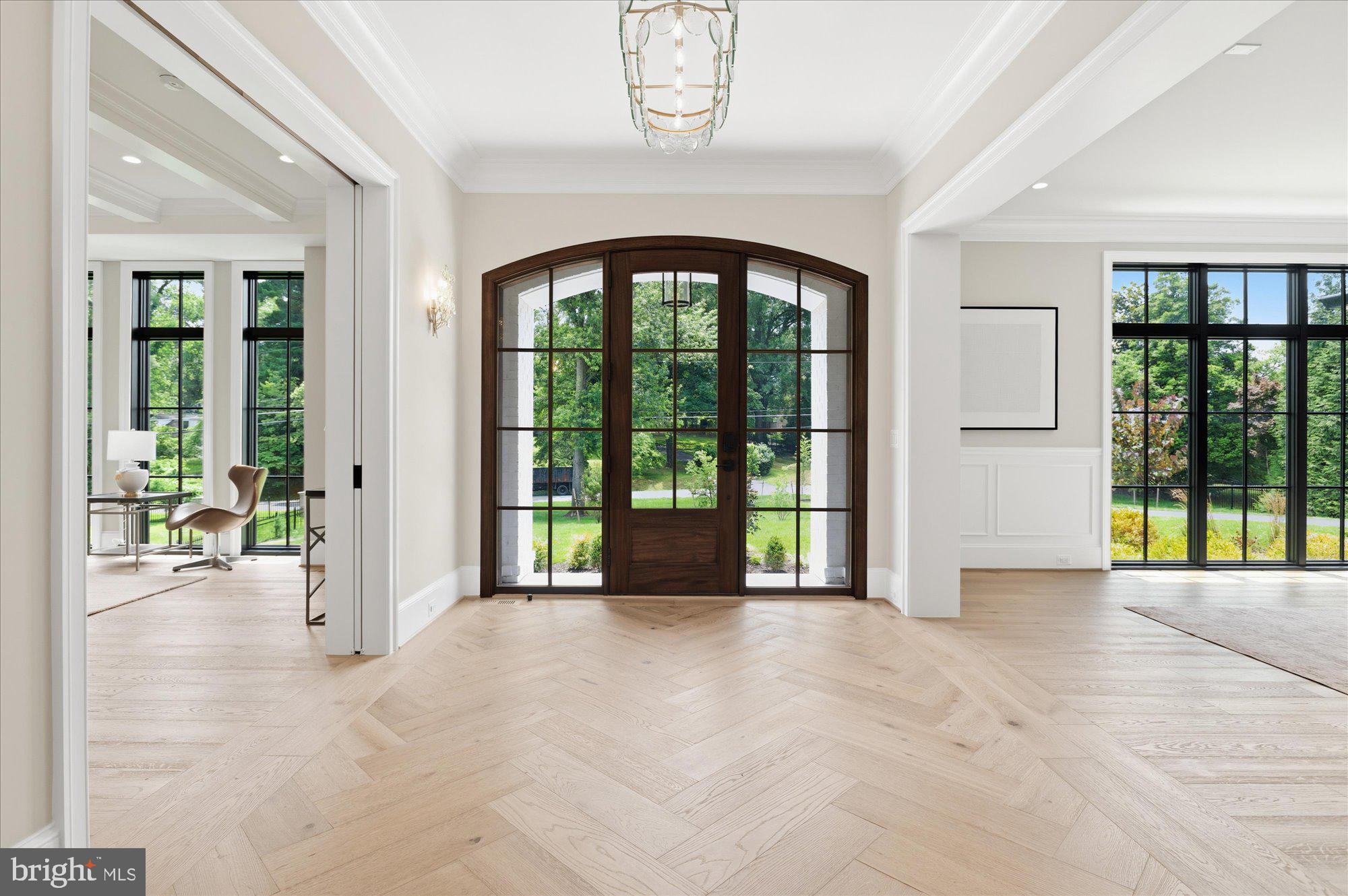 WOODSIDE ESTATES - Residential
