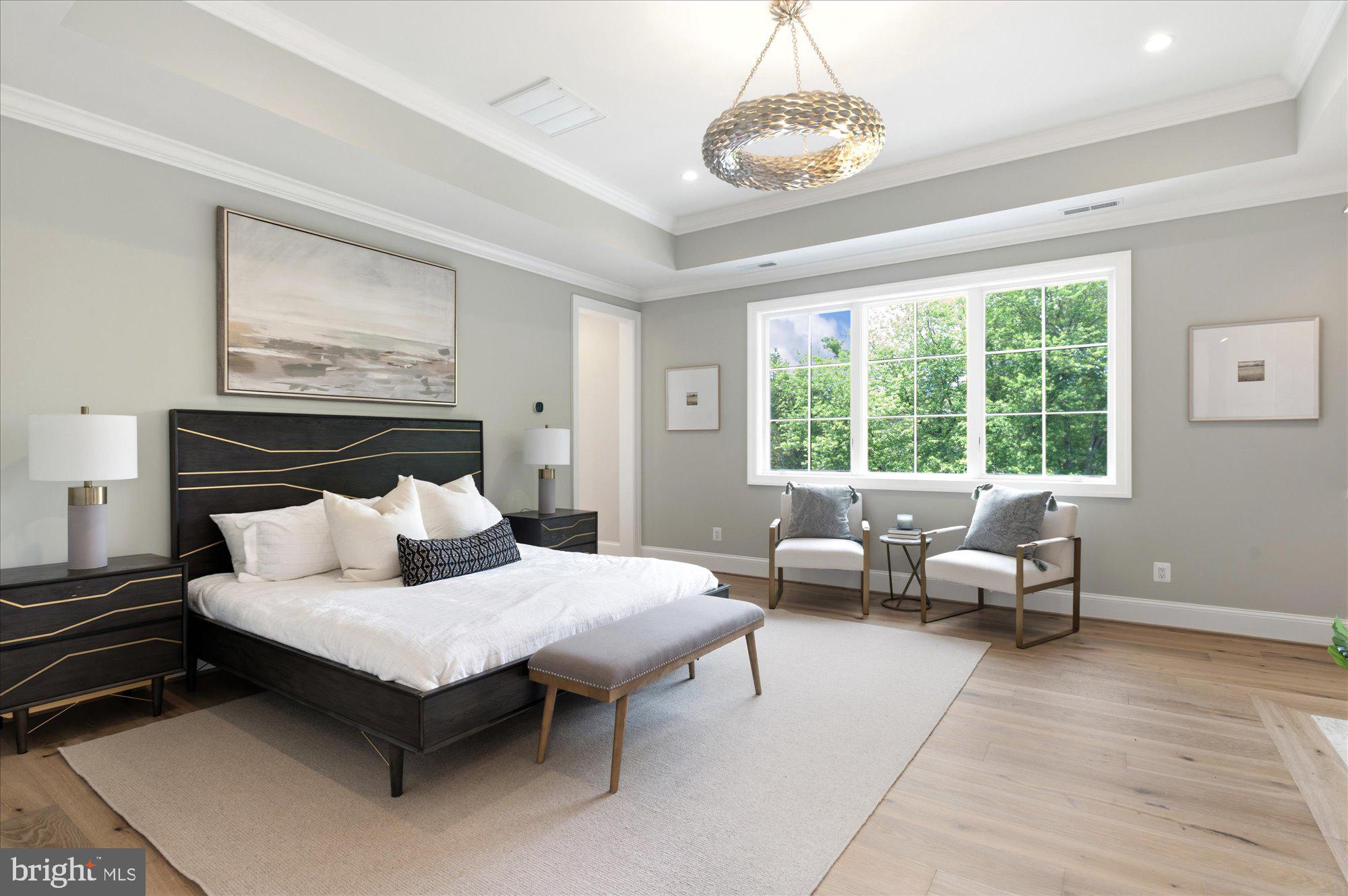 WOODSIDE ESTATES - Residential