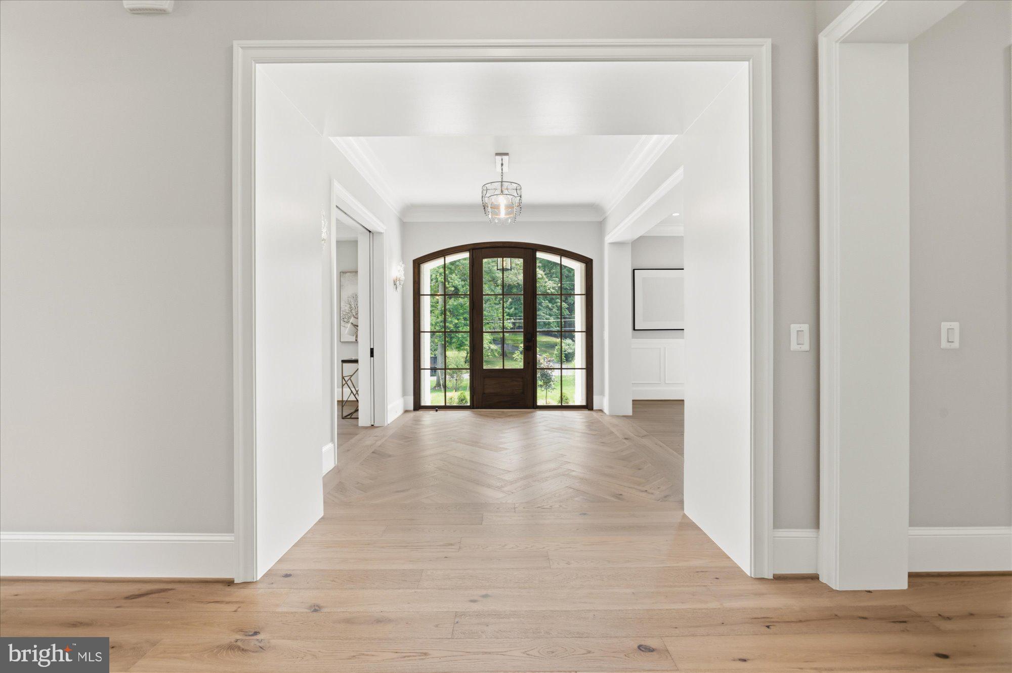 WOODSIDE ESTATES - Residential