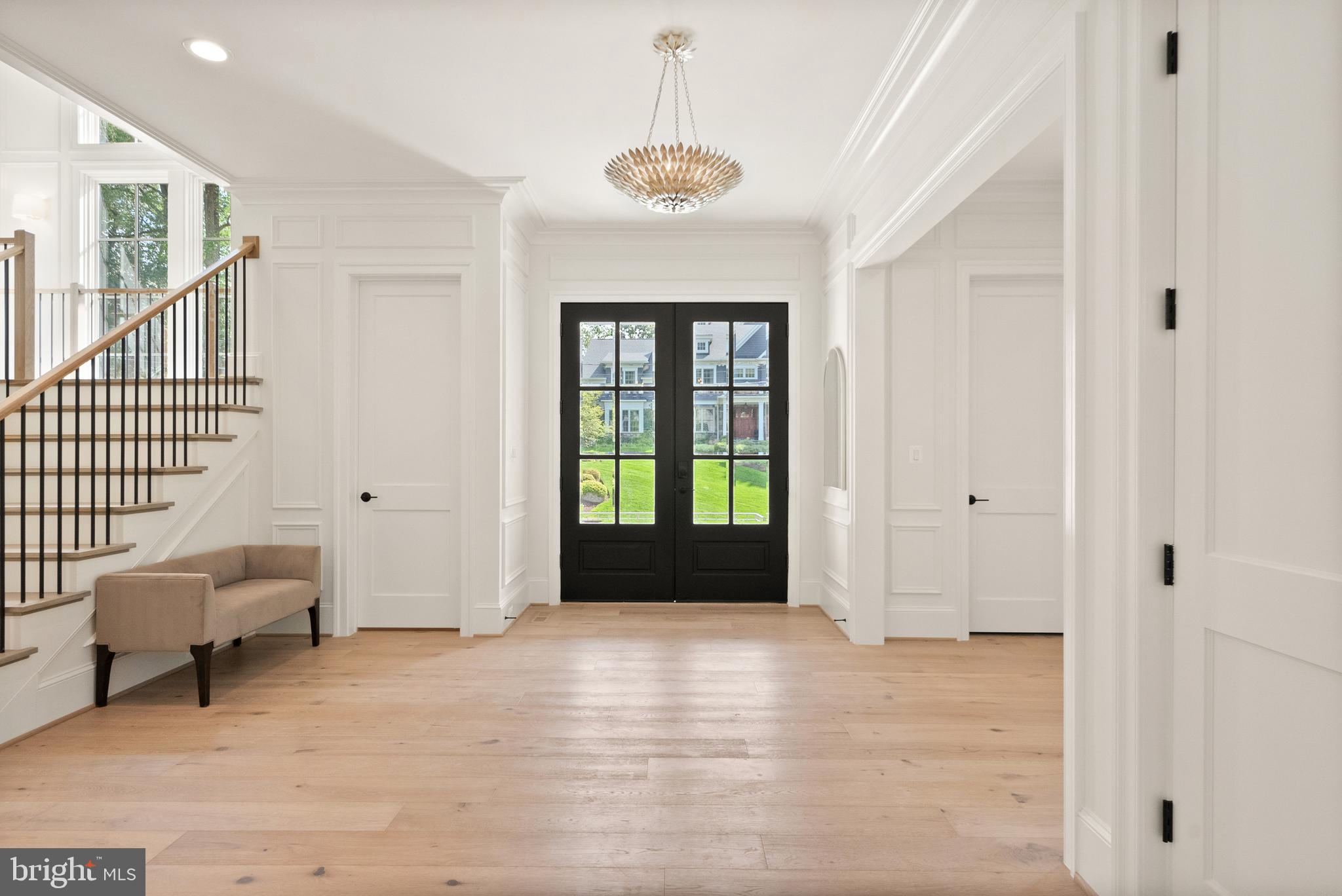 WOODSIDE ESTATES - Residential