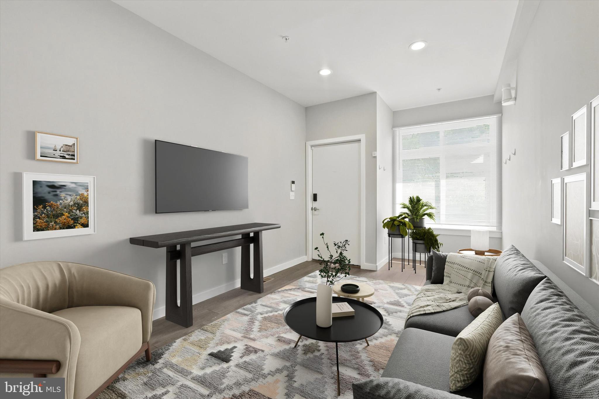NORRIS SQUARE - Residential