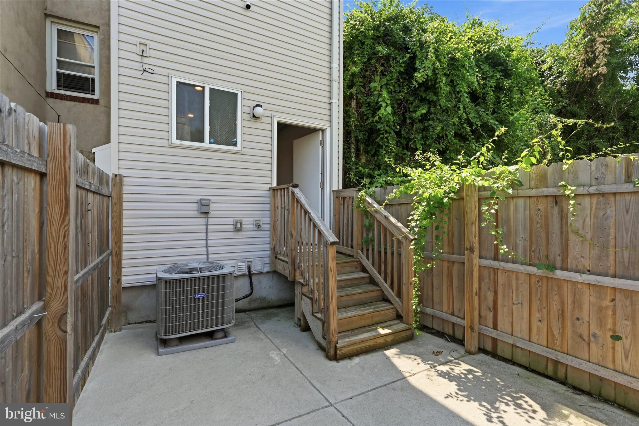 NORRIS SQUARE - Residential