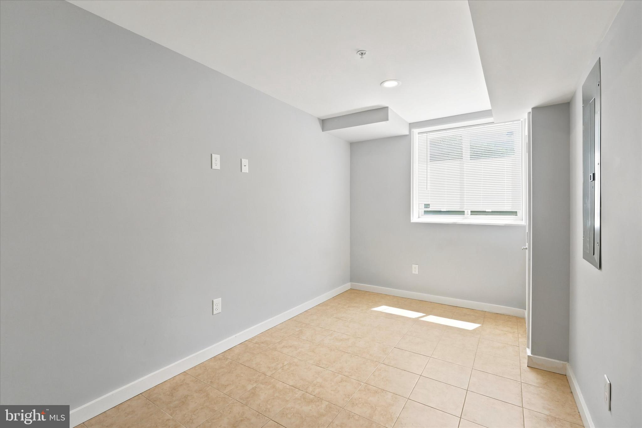 NORRIS SQUARE - Residential