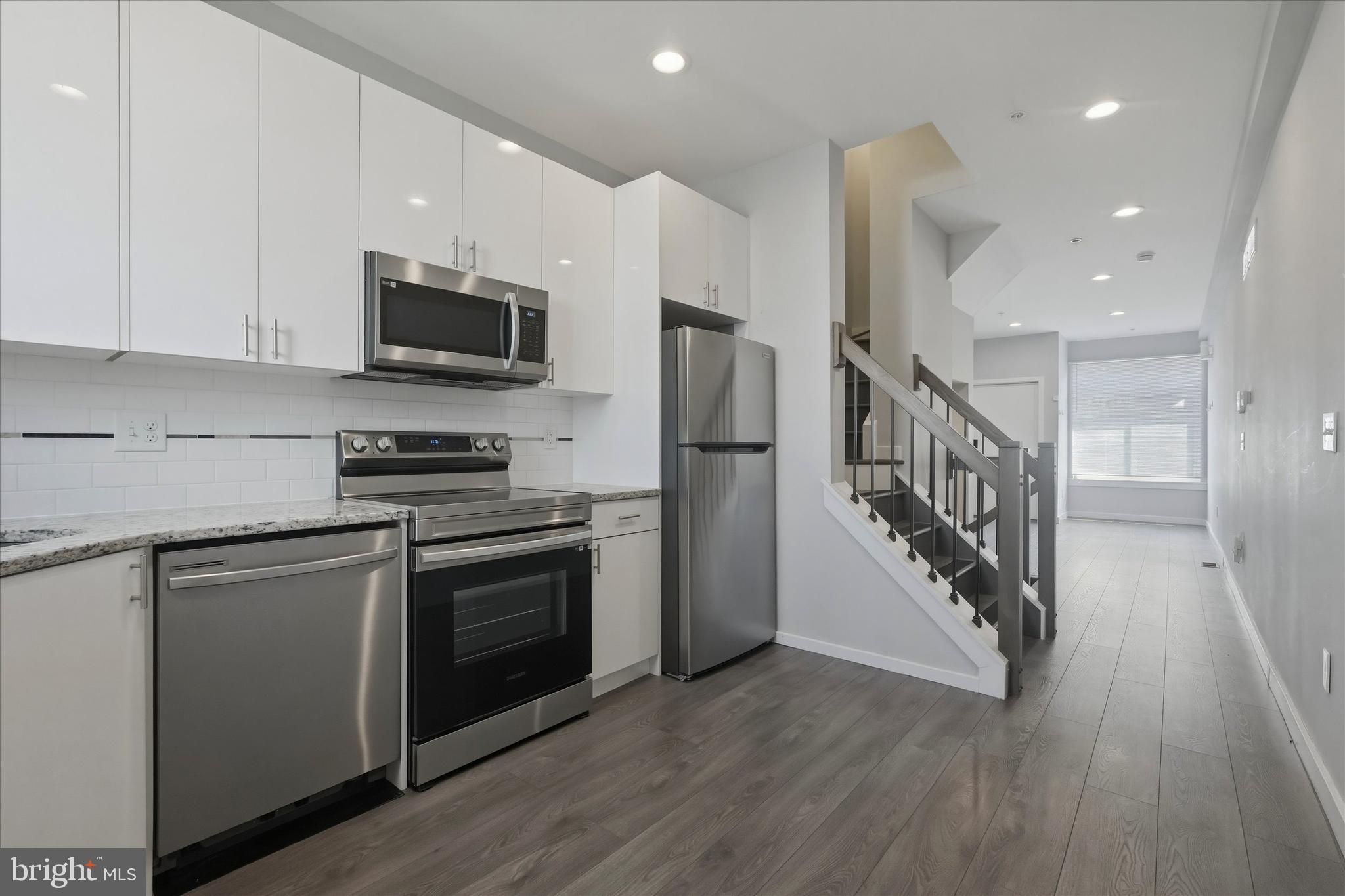 NORRIS SQUARE - Residential
