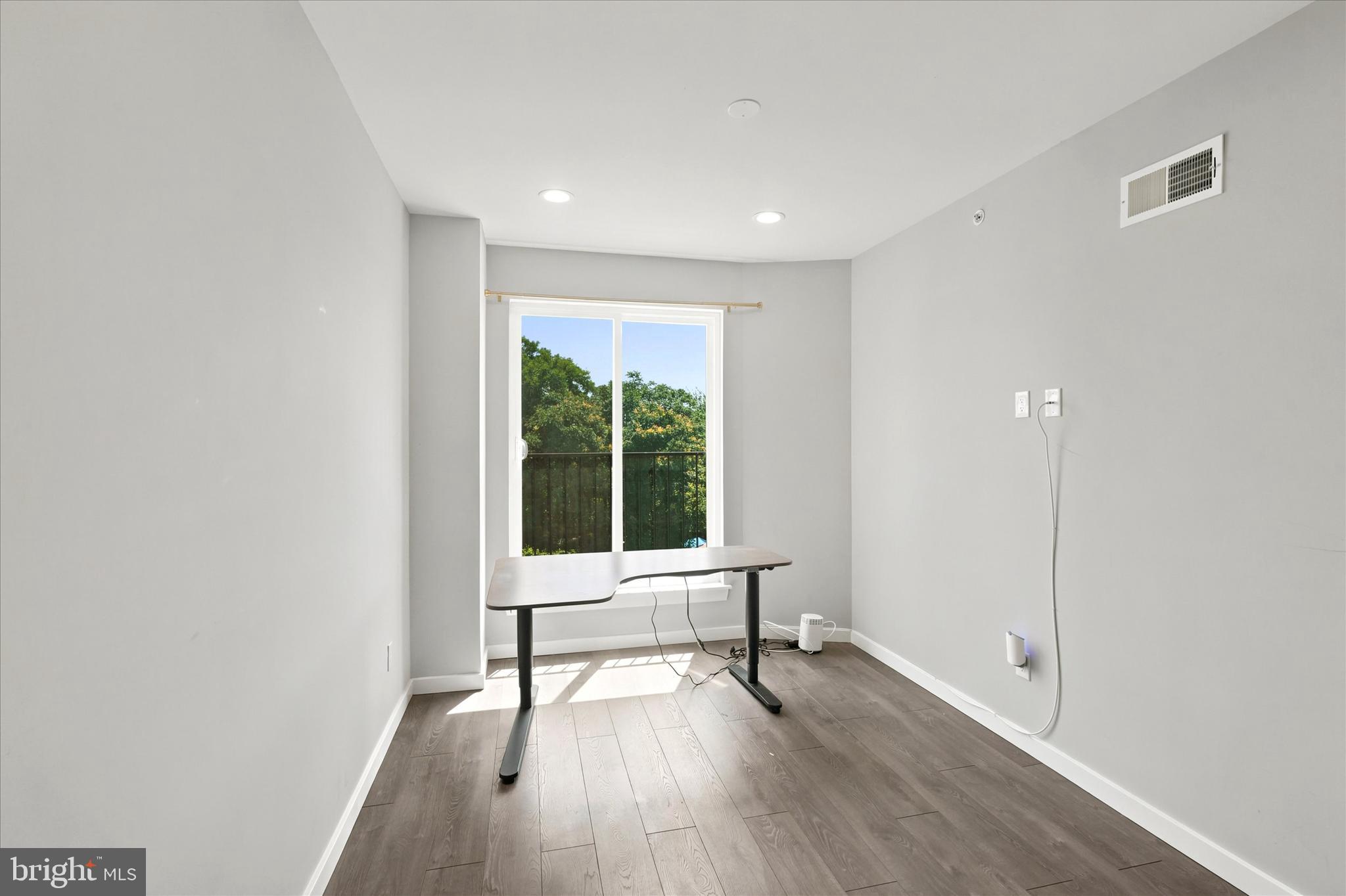 NORRIS SQUARE - Residential