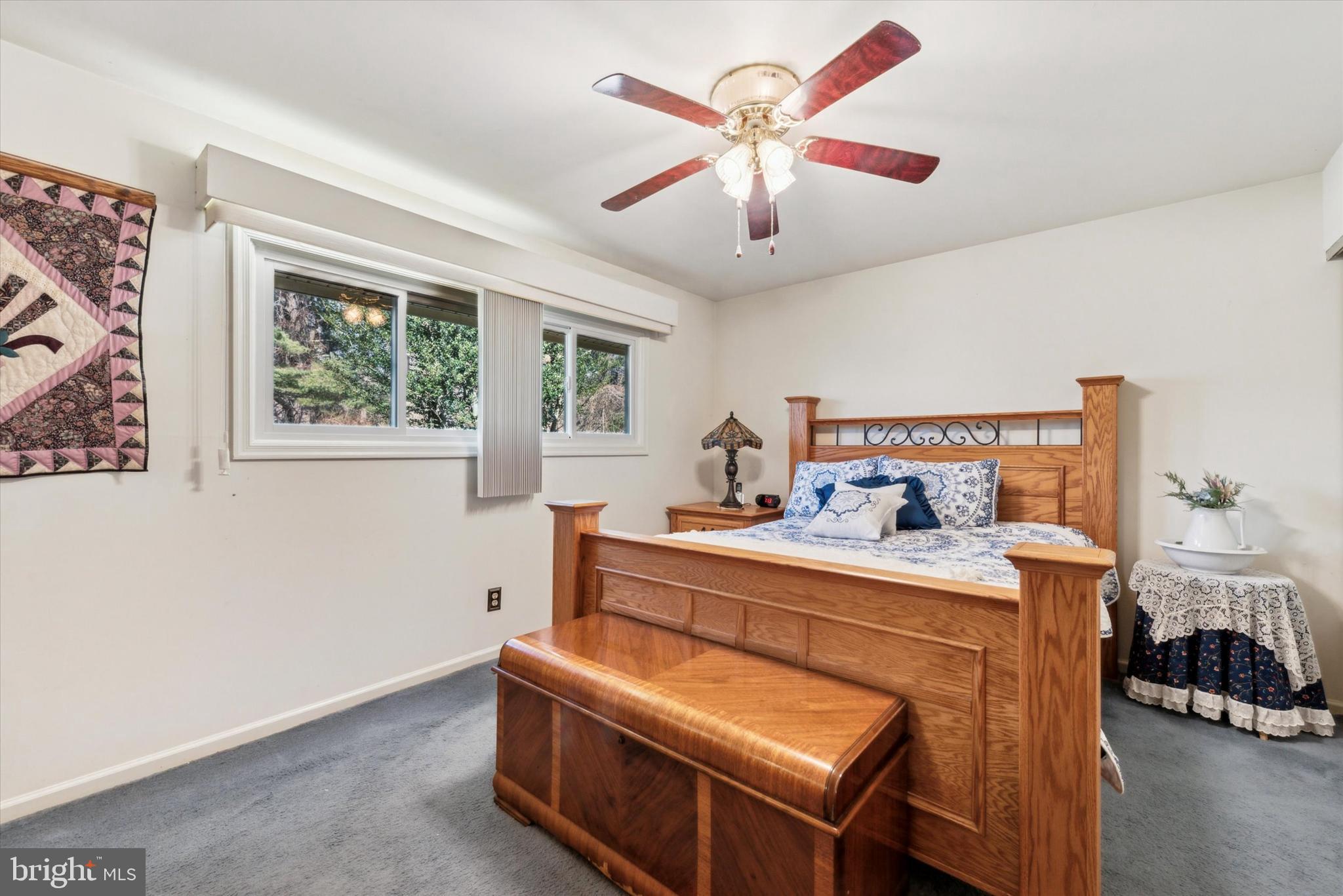 HOLIDAY FARMS - Residential
